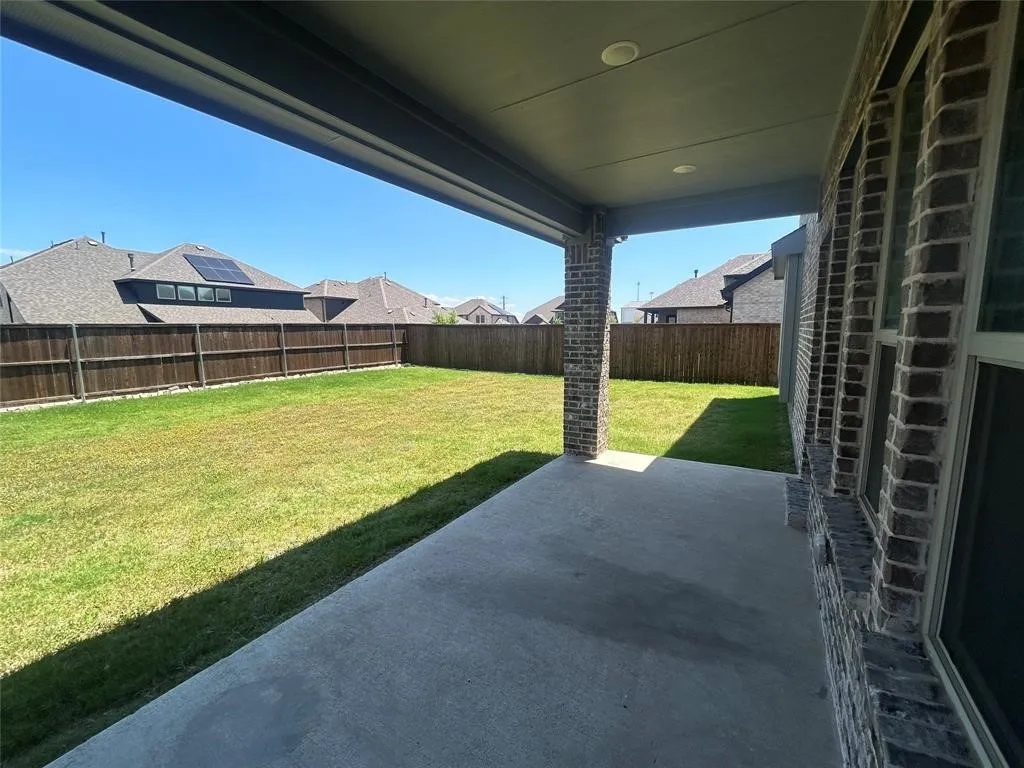 Single Family Residence For Rent in Collin County , 3206 Willena Road, Melissa, Texas 75454, 4 Bedroom, 4 Bathroom, 2 Garage spaces, 2,757 Sqft, built in 2023, mls#21341271, Real Estate Agent in Melissa, Homes For Rent in Collin county, Homes For Rent in Melissa, Realtor in Melissa Texas, Real Estate Brokerage Independent Realty Texas, Luminita Cordes Realtor