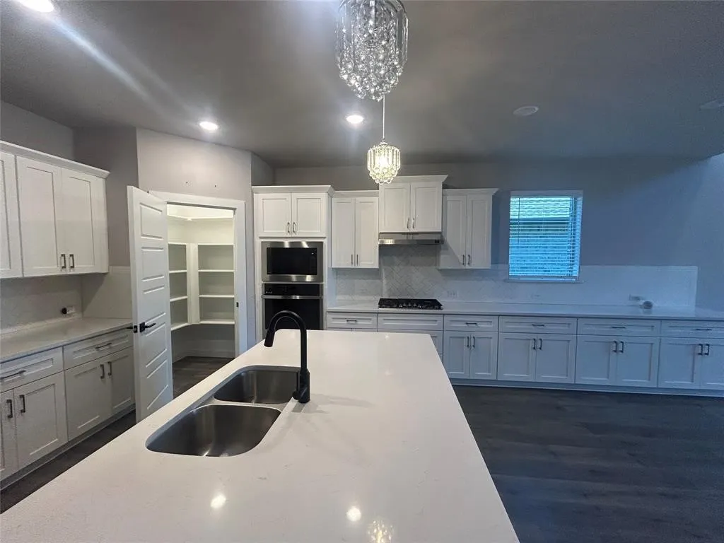 Single Family Residence For Rent in Collin County , 3206 Willena Road, Melissa, Texas 75454, 4 Bedroom, 4 Bathroom, 2 Garage spaces, 2,757 Sqft, built in 2023, mls#21341271, Real Estate Agent in Melissa, Homes For Rent in Collin county, Homes For Rent in Melissa, Realtor in Melissa Texas, Real Estate Brokerage Independent Realty Texas, Luminita Cordes Realtor