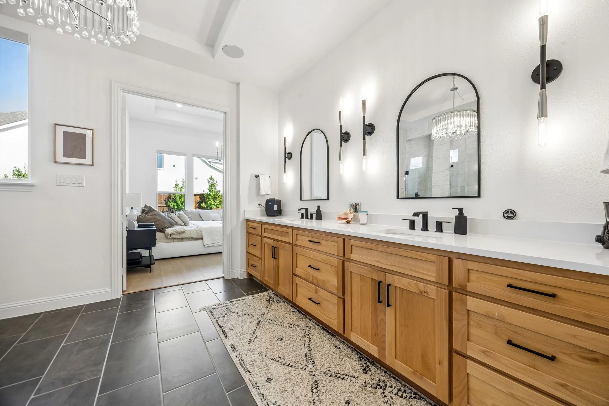 Gorgeous cabinets and dual sinks