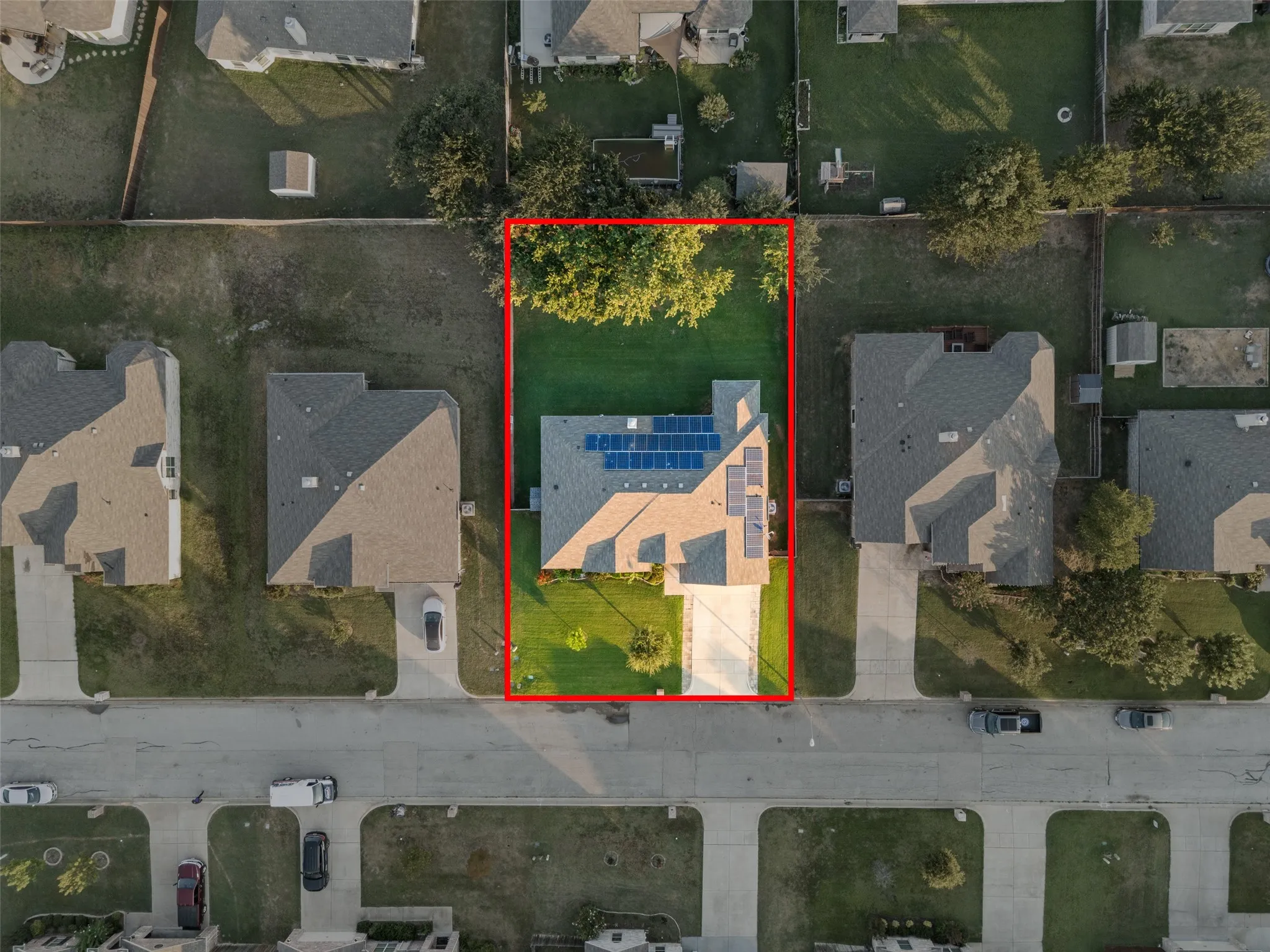 Single Family Residence For Sale in Tarrant County , 3733 Cecelia Lane, Forest Hill, Texas 76140, 3 Bedroom, 2 Bathroom, 2 Garage spaces, 1,951 Sqft, built in 2017, mls#21344072, Real Estate Agent in Forest Hill, Homes For Sale in Tarrant county, Homes For Sale in Forest Hill, Realtor in Forest Hill Texas, Real Estate Brokerage Independent Realty Texas, Luminita Cordes Realtor