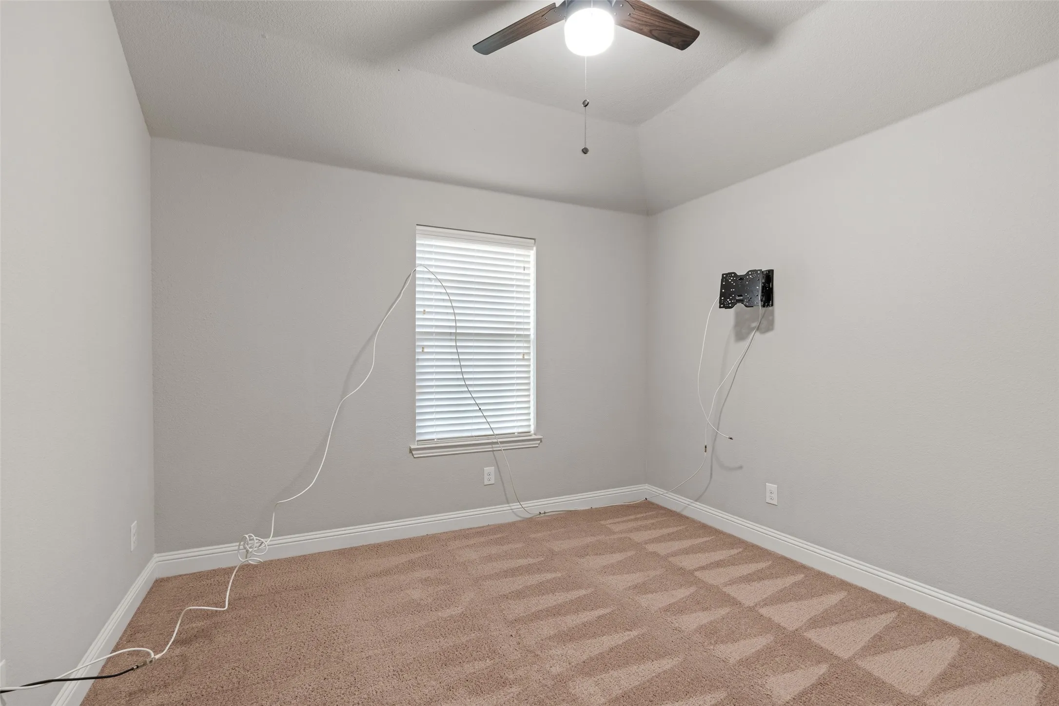 Single Family Residence For Sale in Tarrant County , 3733 Cecelia Lane, Forest Hill, Texas 76140, 3 Bedroom, 2 Bathroom, 2 Garage spaces, 1,951 Sqft, built in 2017, mls#21344072, Real Estate Agent in Forest Hill, Homes For Sale in Tarrant county, Homes For Sale in Forest Hill, Realtor in Forest Hill Texas, Real Estate Brokerage Independent Realty Texas, Luminita Cordes Realtor