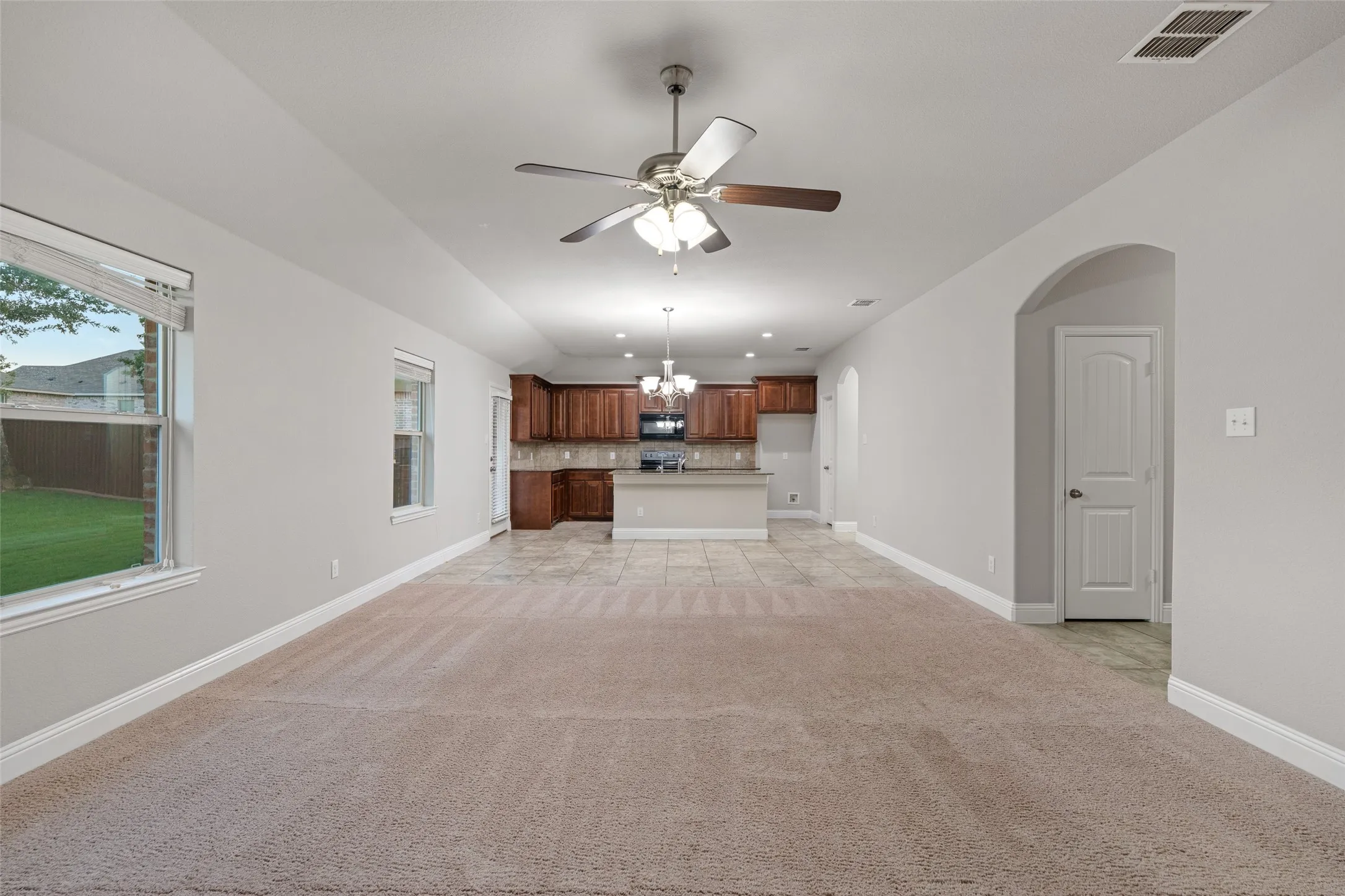 Single Family Residence For Sale in Tarrant County , 3733 Cecelia Lane, Forest Hill, Texas 76140, 3 Bedroom, 2 Bathroom, 2 Garage spaces, 1,951 Sqft, built in 2017, mls#21344072, Real Estate Agent in Forest Hill, Homes For Sale in Tarrant county, Homes For Sale in Forest Hill, Realtor in Forest Hill Texas, Real Estate Brokerage Independent Realty Texas, Luminita Cordes Realtor
