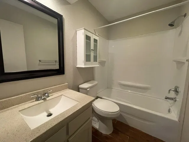 Single Family Residence For Rent in Tarrant County , 7536 Meadowlark Lane N, Watauga, Texas 76148, 3 Bedroom, 2 Bathroom, Garage spaces, 1,290 Sqft, built in 1981, mls#21344019, Real Estate Agent in Watauga, Homes For Rent in Tarrant county, Homes For Rent in Watauga, Realtor in Watauga Texas, Real Estate Brokerage Independent Realty Texas, Luminita Cordes Realtor