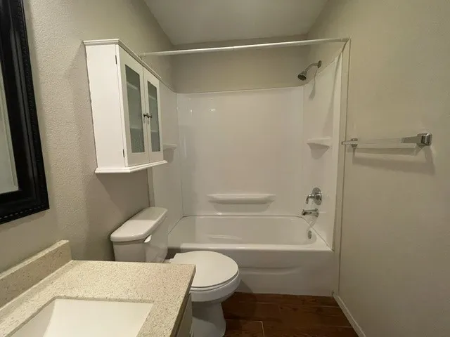Single Family Residence For Rent in Tarrant County , 7536 Meadowlark Lane N, Watauga, Texas 76148, 3 Bedroom, 2 Bathroom, Garage spaces, 1,290 Sqft, built in 1981, mls#21344019, Real Estate Agent in Watauga, Homes For Rent in Tarrant county, Homes For Rent in Watauga, Realtor in Watauga Texas, Real Estate Brokerage Independent Realty Texas, Luminita Cordes Realtor
