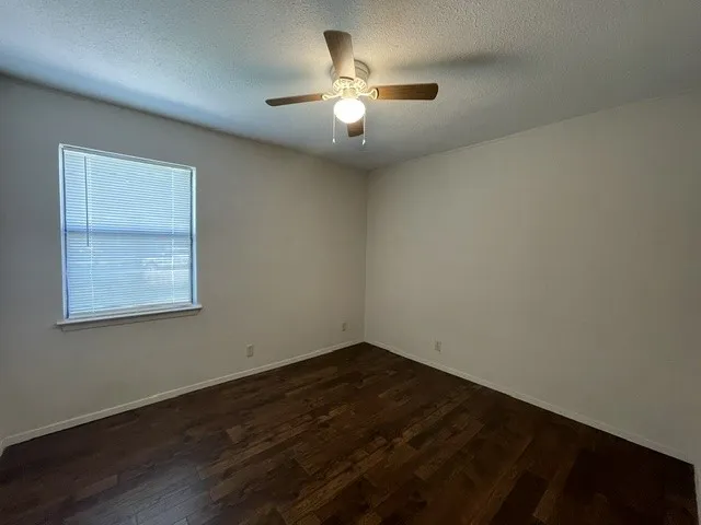 Single Family Residence For Rent in Tarrant County , 7536 Meadowlark Lane N, Watauga, Texas 76148, 3 Bedroom, 2 Bathroom, Garage spaces, 1,290 Sqft, built in 1981, mls#21344019, Real Estate Agent in Watauga, Homes For Rent in Tarrant county, Homes For Rent in Watauga, Realtor in Watauga Texas, Real Estate Brokerage Independent Realty Texas, Luminita Cordes Realtor