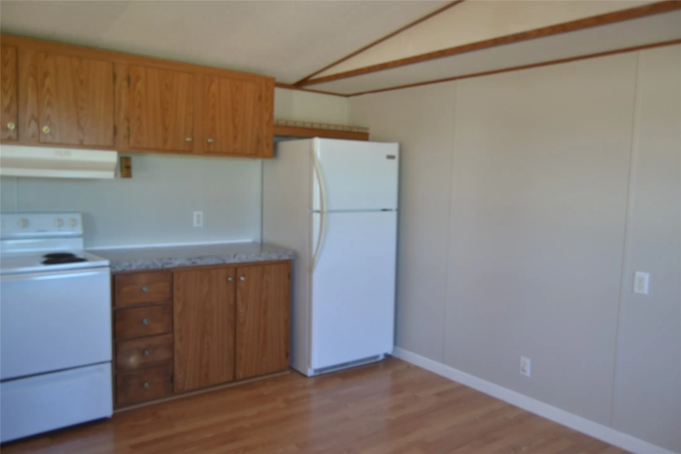 Single Family Residence For Sale in Navarro County , 5893 SE County Road 2050, Corsicana, Texas 75109, 3 Bedroom, 2 Bathroom, Garage spaces, 1,100 Sqft, built in 2001, mls#21343104, Real Estate Agent in Corsicana, Homes For Sale in Navarro county, Homes For Sale in Corsicana, Realtor in Corsicana Texas, Real Estate Brokerage Independent Realty Texas, Luminita Cordes Realtor