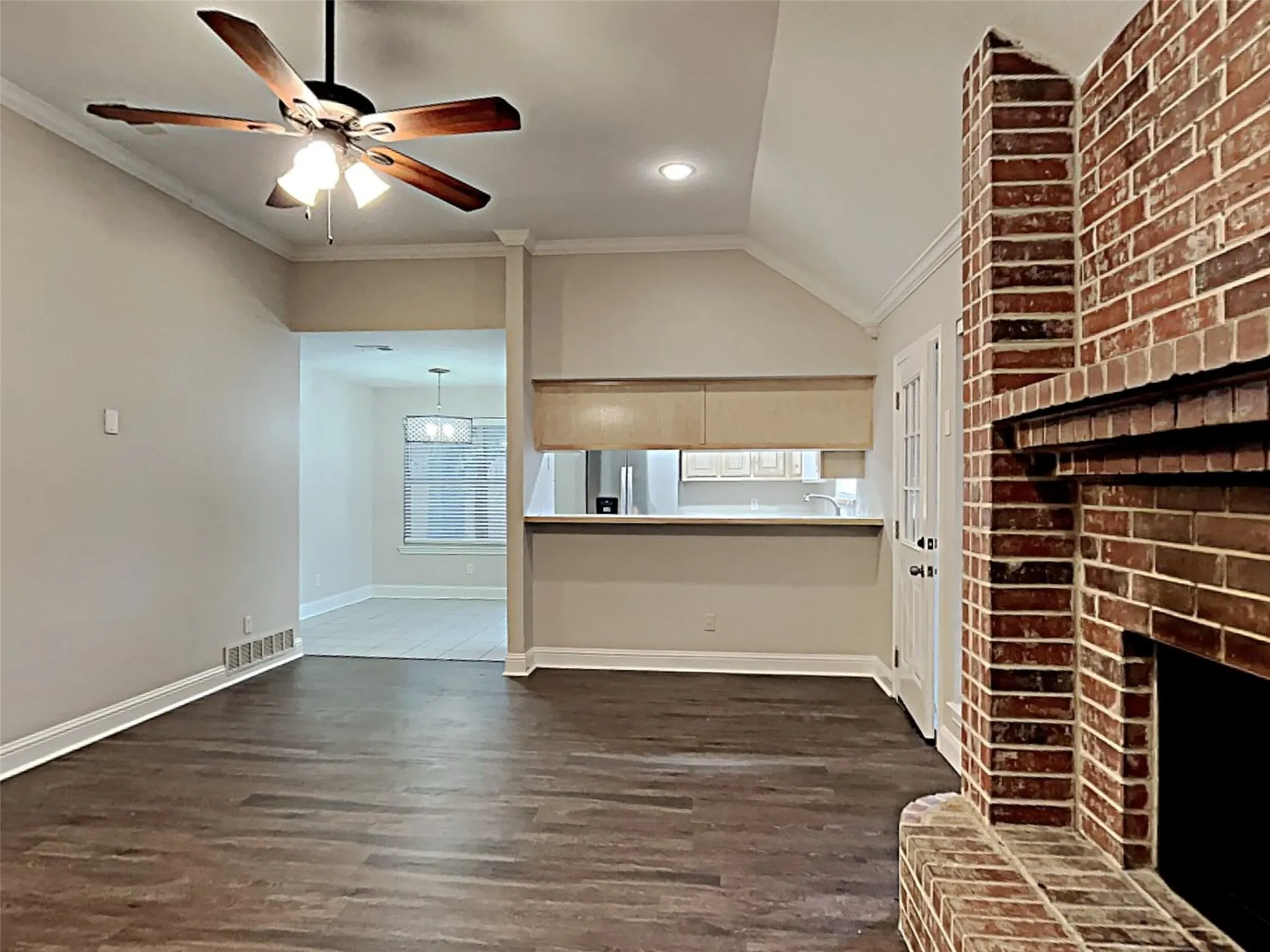 Single Family Residence For Rent in Johnson County , 551 Rand Drive, Burleson, Texas 76028, 3 Bedroom, 2 Bathroom, Garage spaces, 1,526 Sqft, built in 1996, mls#21344087, Real Estate Agent in Burleson, Homes For Rent in Johnson county, Homes For Rent in Burleson, Realtor in Burleson Texas, Real Estate Brokerage Independent Realty Texas, Luminita Cordes Realtor