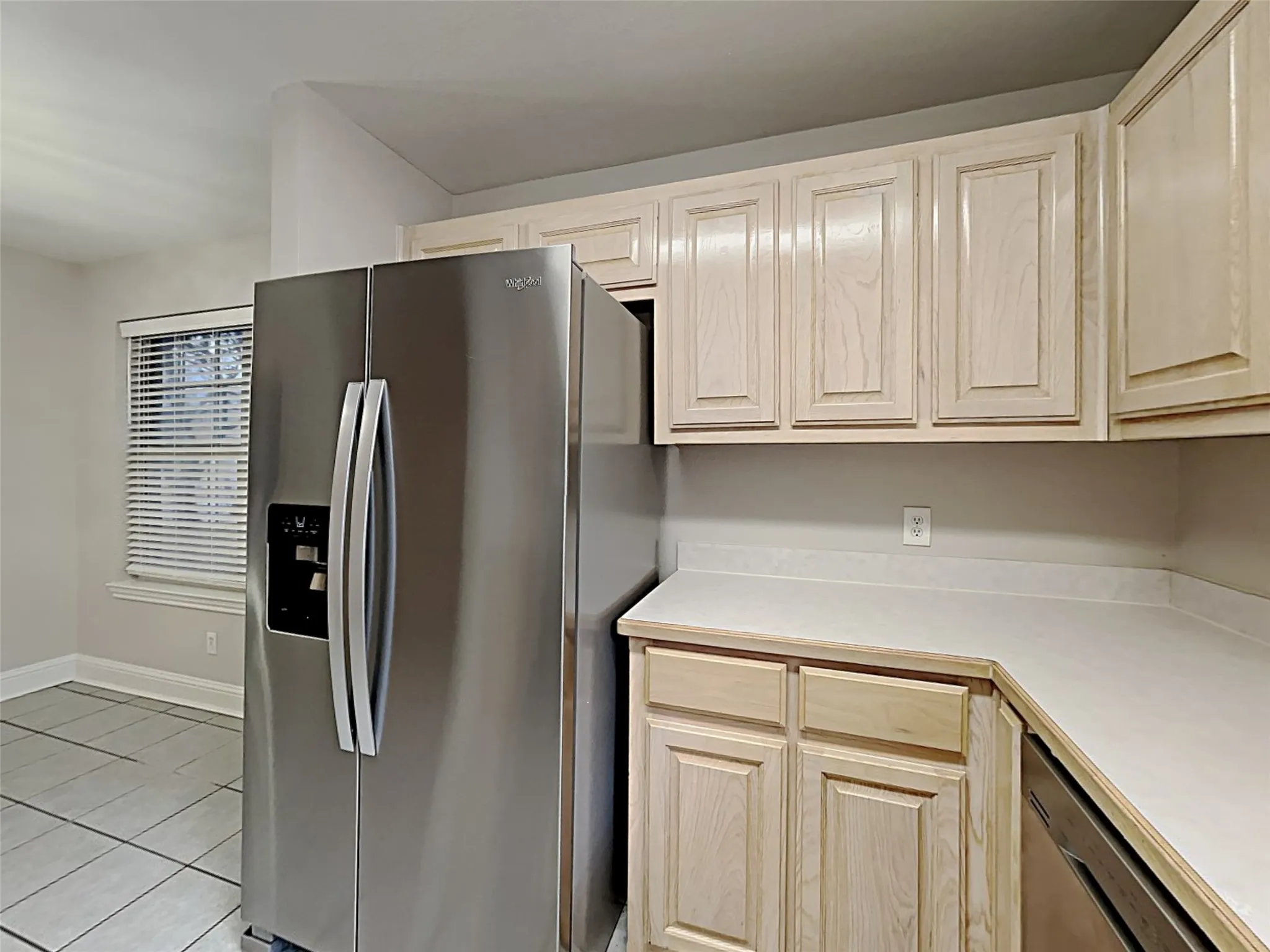 Single Family Residence For Rent in Johnson County , 551 Rand Drive, Burleson, Texas 76028, 3 Bedroom, 2 Bathroom, Garage spaces, 1,526 Sqft, built in 1996, mls#21344087, Real Estate Agent in Burleson, Homes For Rent in Johnson county, Homes For Rent in Burleson, Realtor in Burleson Texas, Real Estate Brokerage Independent Realty Texas, Luminita Cordes Realtor