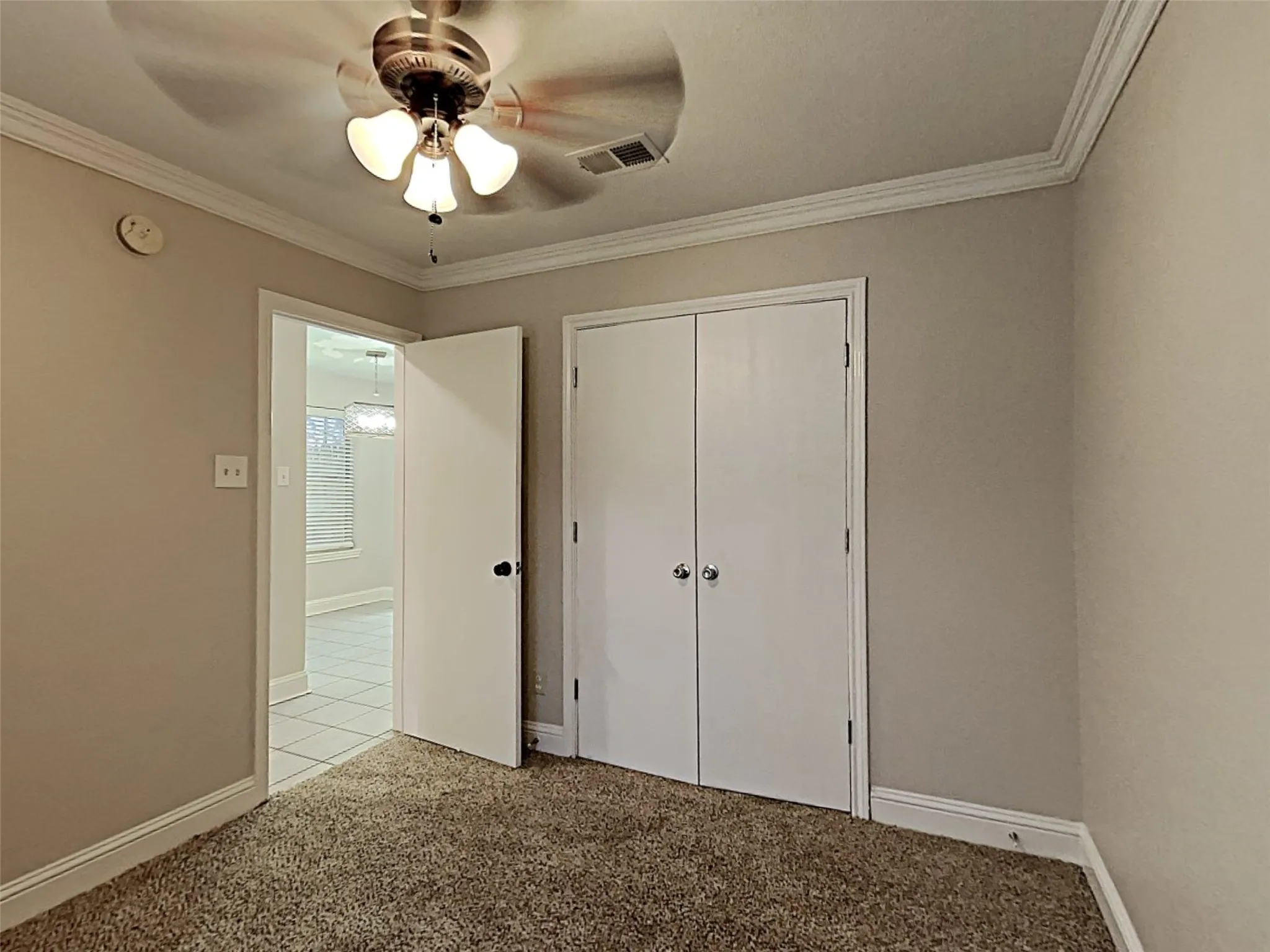 Single Family Residence For Rent in Johnson County , 551 Rand Drive, Burleson, Texas 76028, 3 Bedroom, 2 Bathroom, Garage spaces, 1,526 Sqft, built in 1996, mls#21344087, Real Estate Agent in Burleson, Homes For Rent in Johnson county, Homes For Rent in Burleson, Realtor in Burleson Texas, Real Estate Brokerage Independent Realty Texas, Luminita Cordes Realtor