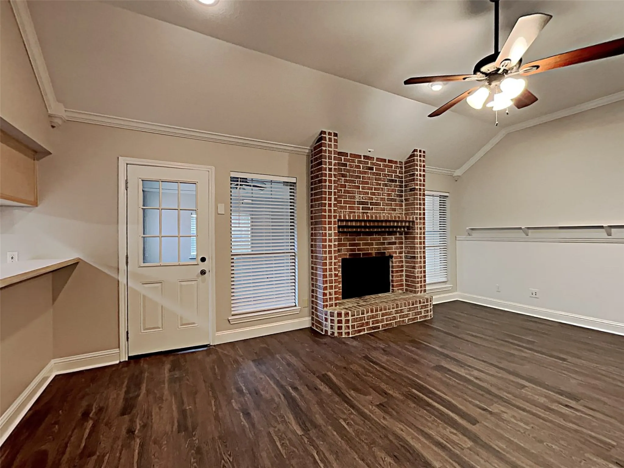 Single Family Residence For Rent in Johnson County , 551 Rand Drive, Burleson, Texas 76028, 3 Bedroom, 2 Bathroom, Garage spaces, 1,526 Sqft, built in 1996, mls#21344087, Real Estate Agent in Burleson, Homes For Rent in Johnson county, Homes For Rent in Burleson, Realtor in Burleson Texas, Real Estate Brokerage Independent Realty Texas, Luminita Cordes Realtor