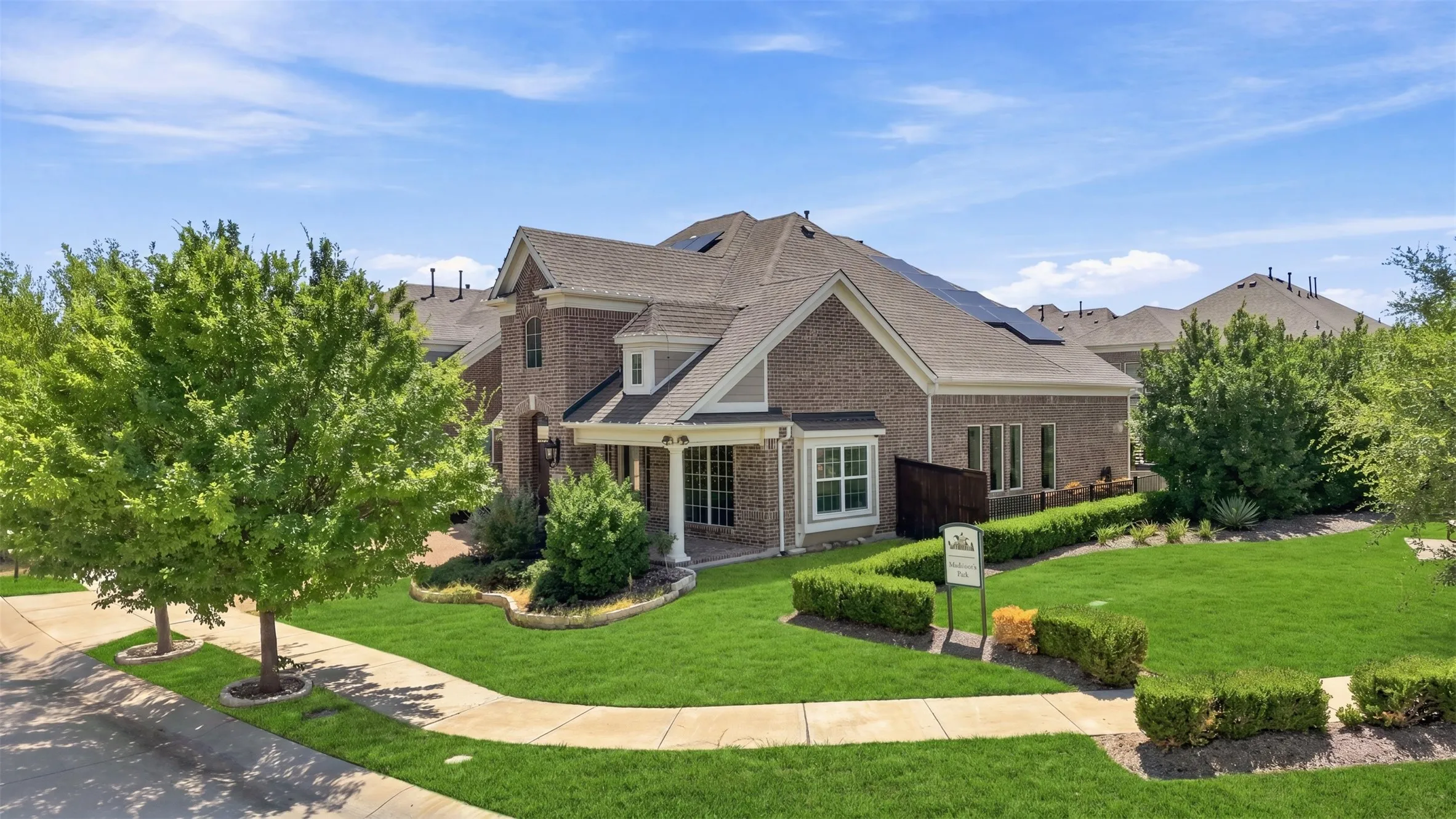 Single Family Residence For Sale in Denton County , 1317 Mary Horn Drive, Aubrey, Texas 76227, 3 Bedroom, 3 Bathroom, 2 Garage spaces, 2,886 Sqft, built in 2018, mls#21344066, Real Estate Agent in Aubrey, Homes For Sale in Denton county, Homes For Sale in Aubrey, Realtor in Aubrey Texas, Real Estate Brokerage Independent Realty Texas, Luminita Cordes Realtor