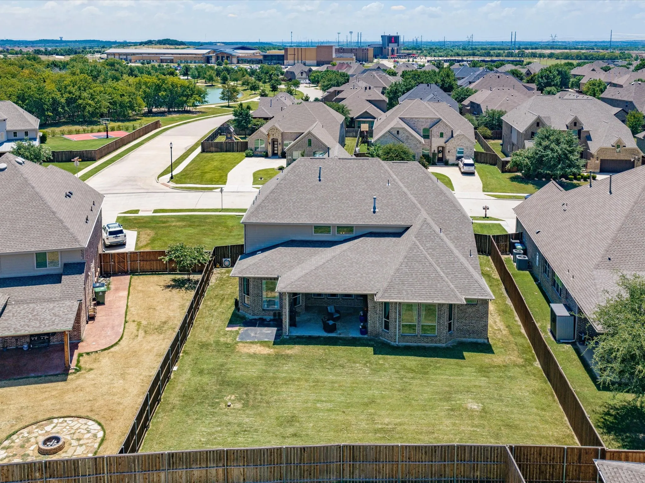 Single Family Residence For Sale in Denton County , 6520 Elderberry Way, Flower Mound, Texas 76226, 5 Bedroom, 5 Bathroom, 3 Garage spaces, 4,255 Sqft, built in 2017, mls#21320721, Real Estate Agent in Flower Mound, Homes For Sale in Denton county, Homes For Sale in Flower Mound, Realtor in Flower Mound Texas, Real Estate Brokerage Independent Realty Texas, Luminita Cordes Realtor