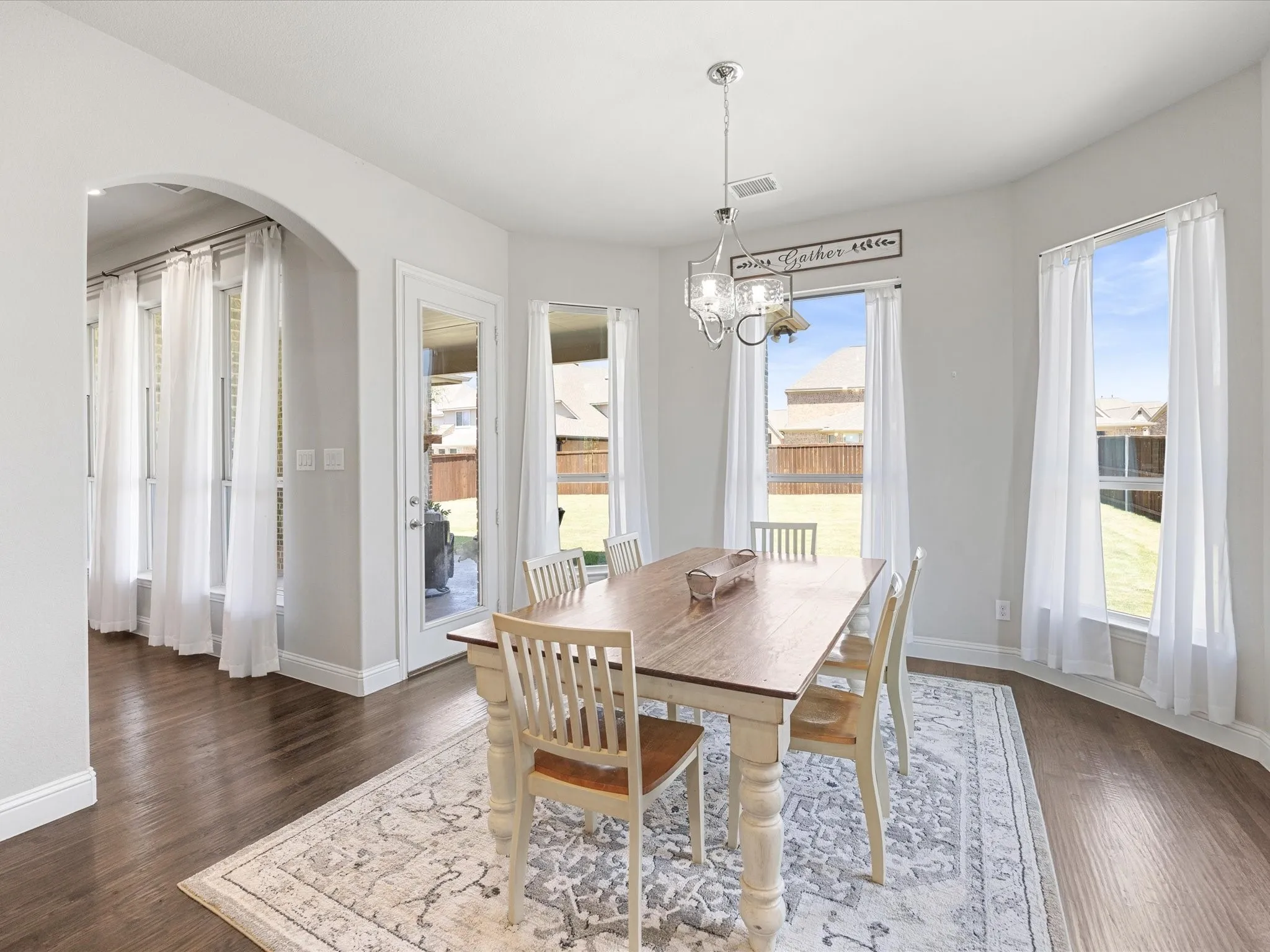 Single Family Residence For Sale in Denton County , 6520 Elderberry Way, Flower Mound, Texas 76226, 5 Bedroom, 5 Bathroom, 3 Garage spaces, 4,255 Sqft, built in 2017, mls#21320721, Real Estate Agent in Flower Mound, Homes For Sale in Denton county, Homes For Sale in Flower Mound, Realtor in Flower Mound Texas, Real Estate Brokerage Independent Realty Texas, Luminita Cordes Realtor