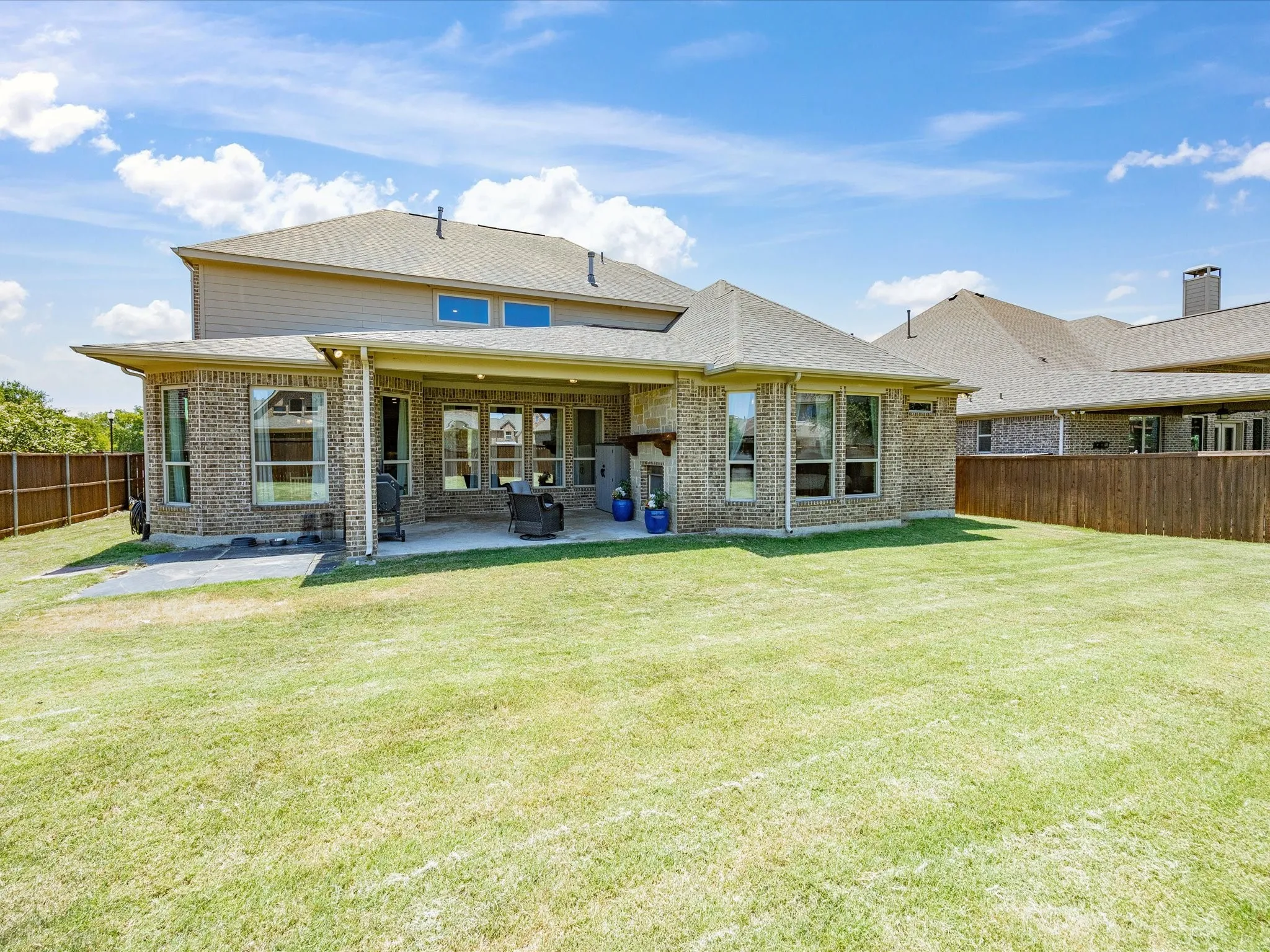 Single Family Residence For Sale in Denton County , 6520 Elderberry Way, Flower Mound, Texas 76226, 5 Bedroom, 5 Bathroom, 3 Garage spaces, 4,255 Sqft, built in 2017, mls#21320721, Real Estate Agent in Flower Mound, Homes For Sale in Denton county, Homes For Sale in Flower Mound, Realtor in Flower Mound Texas, Real Estate Brokerage Independent Realty Texas, Luminita Cordes Realtor