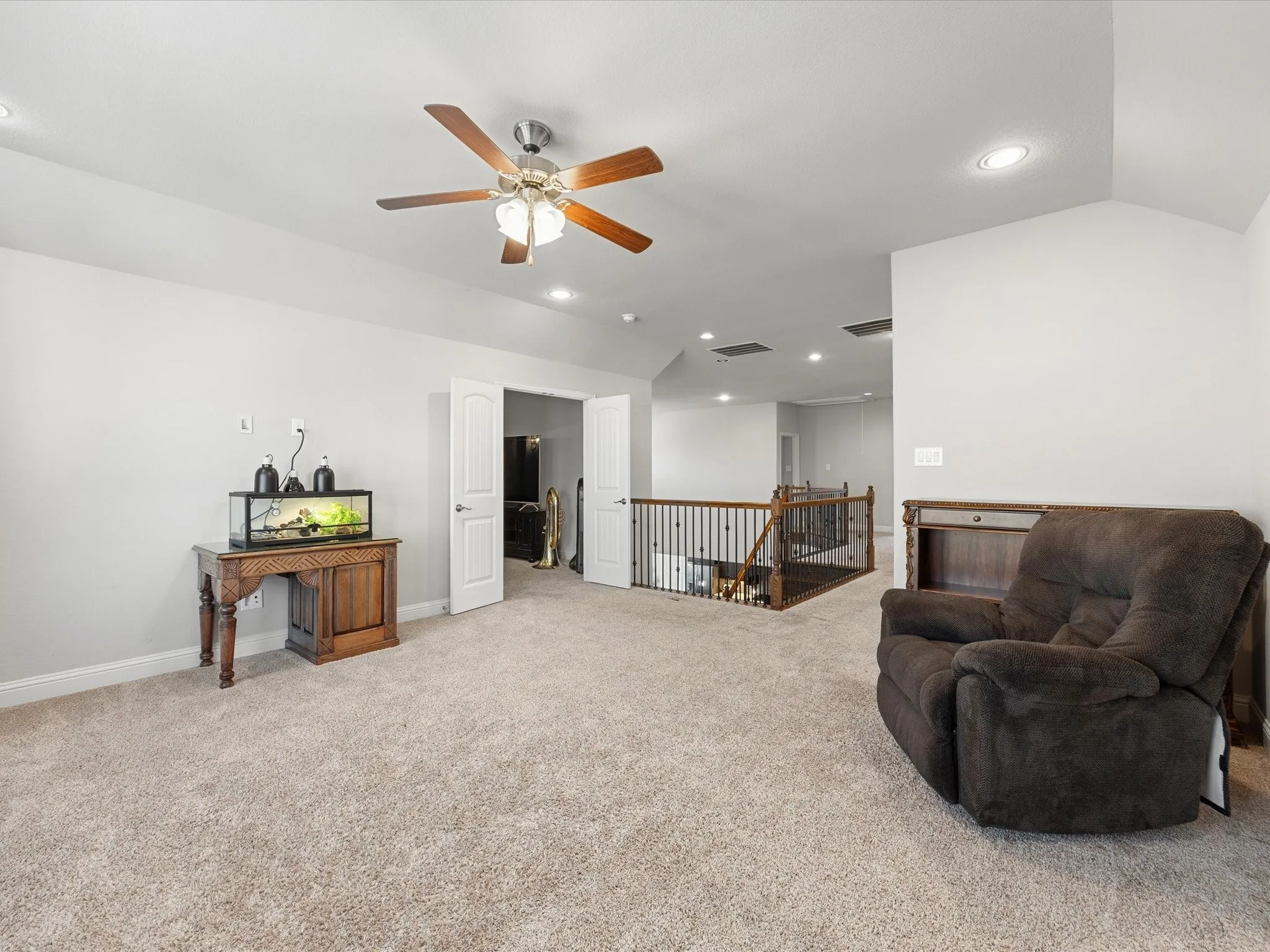 Single Family Residence For Sale in Denton County , 6520 Elderberry Way, Flower Mound, Texas 76226, 5 Bedroom, 5 Bathroom, 3 Garage spaces, 4,255 Sqft, built in 2017, mls#21320721, Real Estate Agent in Flower Mound, Homes For Sale in Denton county, Homes For Sale in Flower Mound, Realtor in Flower Mound Texas, Real Estate Brokerage Independent Realty Texas, Luminita Cordes Realtor