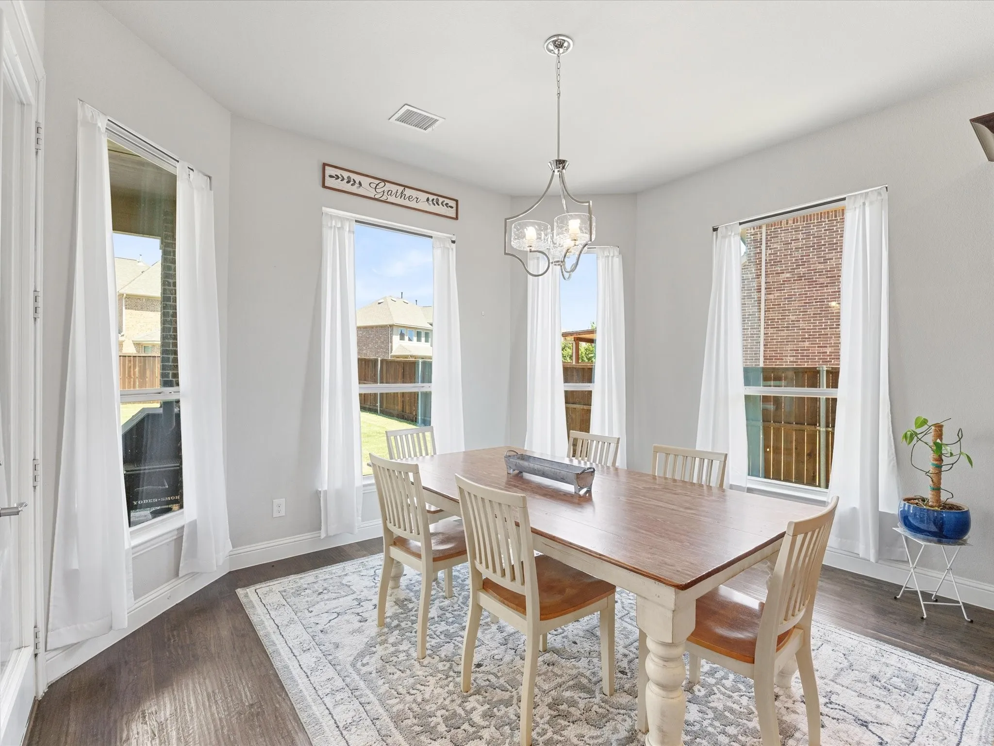 Single Family Residence For Sale in Denton County , 6520 Elderberry Way, Flower Mound, Texas 76226, 5 Bedroom, 5 Bathroom, 3 Garage spaces, 4,255 Sqft, built in 2017, mls#21320721, Real Estate Agent in Flower Mound, Homes For Sale in Denton county, Homes For Sale in Flower Mound, Realtor in Flower Mound Texas, Real Estate Brokerage Independent Realty Texas, Luminita Cordes Realtor