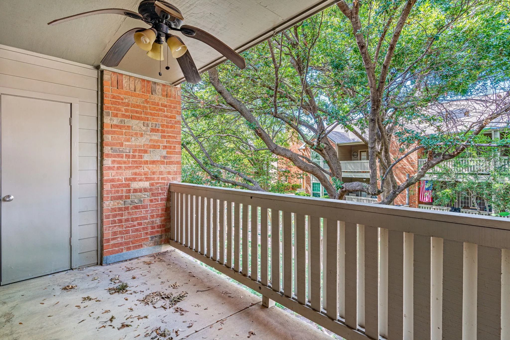 Condominium For Sale in Dallas County , 12660 Hillcrest Road 4203, Dallas, Texas 75230, 1 Bedroom, 1 Bathroom, Garage spaces, 895 Sqft, built in 1986, mls#21344108, Real Estate Agent in Dallas, Homes For Sale in Dallas county, Homes For Sale in Dallas, Realtor in Dallas Texas, Real Estate Brokerage Independent Realty Texas, Luminita Cordes Realtor