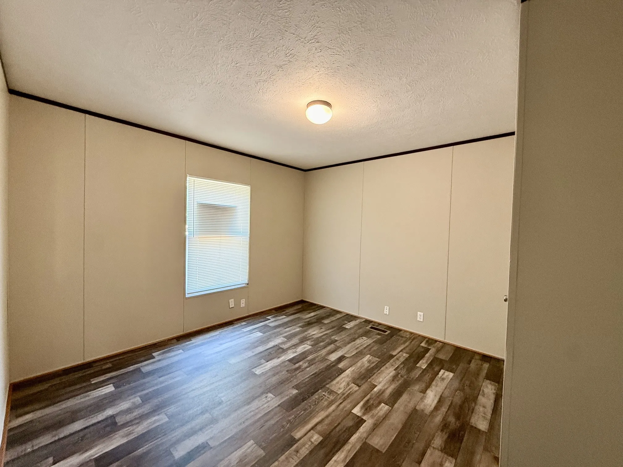 Mobile Home For Sale in Fannin County , 90 2nd Street, Honey Grove, Texas 75446, 4 Bedroom, 2 Bathroom, Garage spaces, 1,872 Sqft, built in 2015, mls#21344078, Real Estate Agent in Honey Grove, Homes For Sale in Fannin county, Homes For Sale in Honey Grove, Realtor in Honey Grove Texas, Real Estate Brokerage Independent Realty Texas, Luminita Cordes Realtor