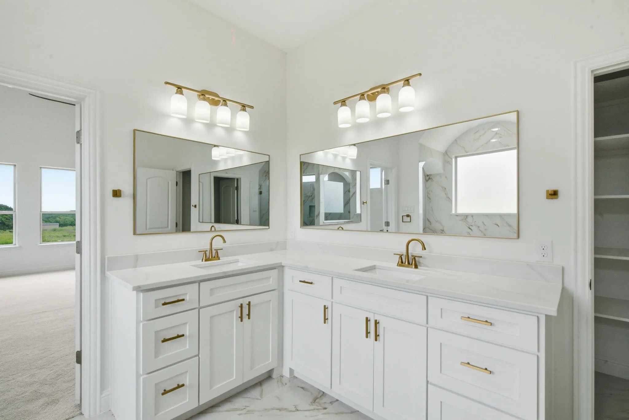 What a luxurious primary bathroom!