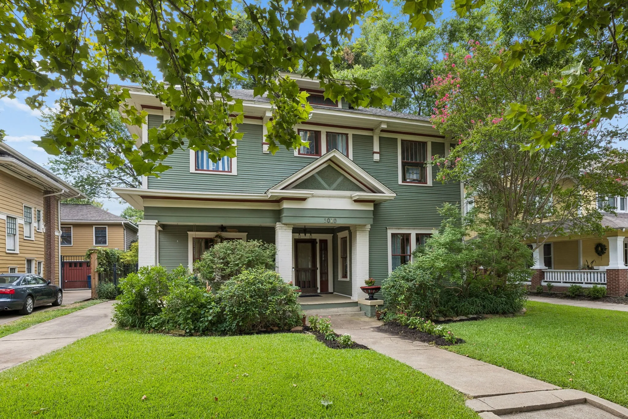 Single Family Residence For Sale in Dallas County , 5020 Junius Street, Dallas, Texas 75214, 3 Bedroom, 3 Bathroom, Garage spaces, 2,577 Sqft, built in 1913, mls#21294031, Real Estate Agent in Dallas, Homes For Sale in Dallas county, Homes For Sale in Dallas, Realtor in Dallas Texas, Real Estate Brokerage Independent Realty Texas, Luminita Cordes Realtor