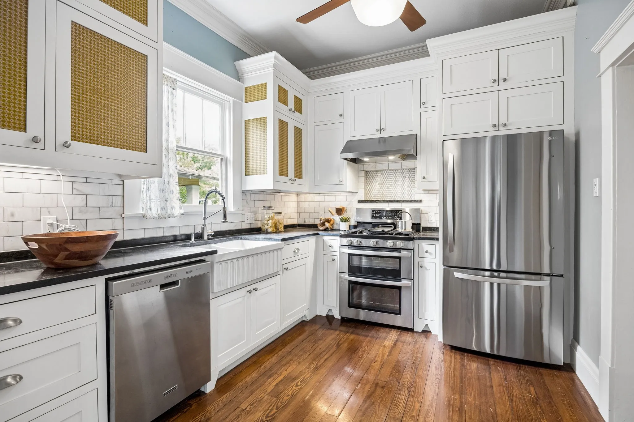 Single Family Residence For Sale in Dallas County , 5020 Junius Street, Dallas, Texas 75214, 3 Bedroom, 3 Bathroom, Garage spaces, 2,577 Sqft, built in 1913, mls#21294031, Real Estate Agent in Dallas, Homes For Sale in Dallas county, Homes For Sale in Dallas, Realtor in Dallas Texas, Real Estate Brokerage Independent Realty Texas, Luminita Cordes Realtor