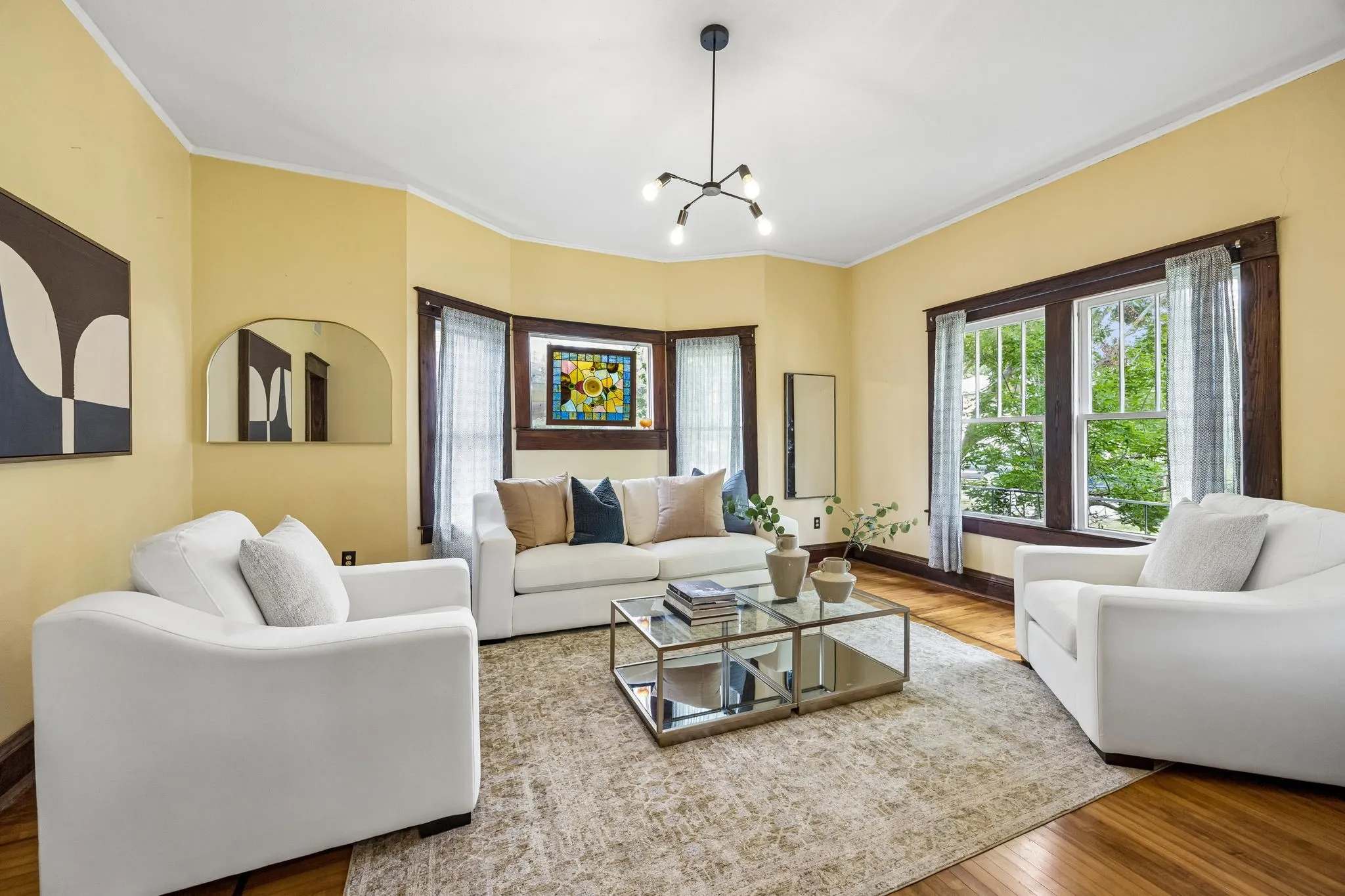 Single Family Residence For Sale in Dallas County , 5020 Junius Street, Dallas, Texas 75214, 3 Bedroom, 3 Bathroom, Garage spaces, 2,577 Sqft, built in 1913, mls#21294031, Real Estate Agent in Dallas, Homes For Sale in Dallas county, Homes For Sale in Dallas, Realtor in Dallas Texas, Real Estate Brokerage Independent Realty Texas, Luminita Cordes Realtor