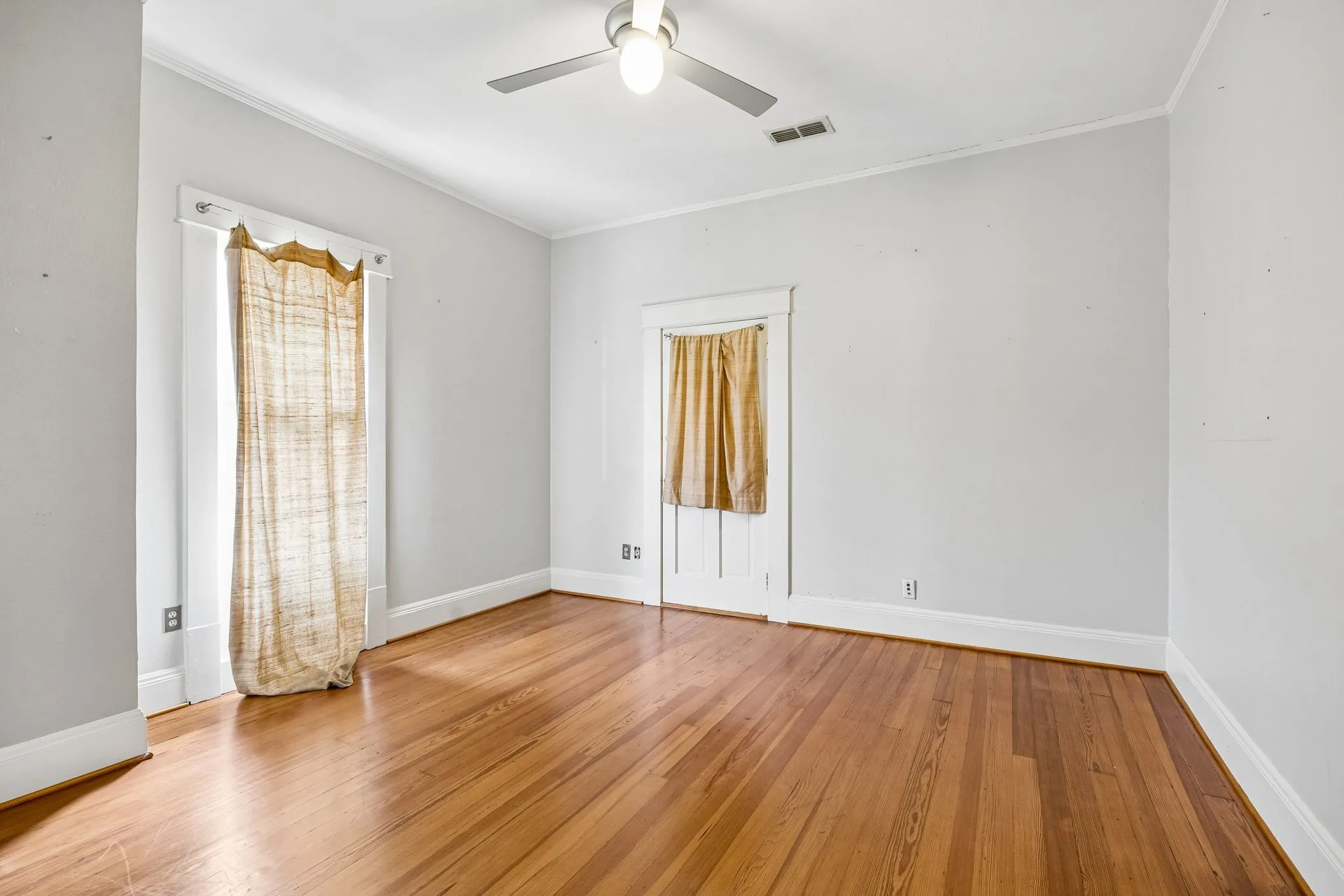 2nd level guest bedroom