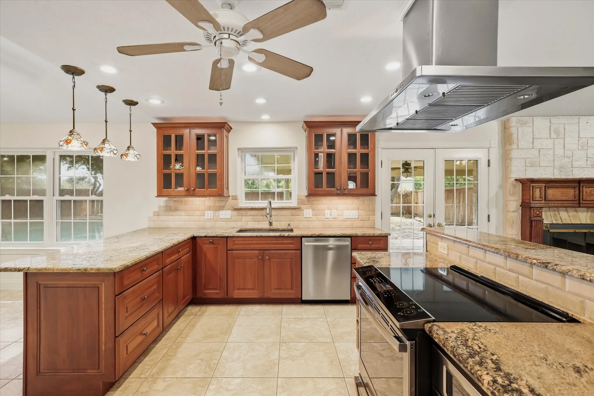 Single Family Residence For Sale in Collin County , 5306 Elisa Lane, Parker, Texas 75002, 4 Bedroom, 2 Bathroom, 2 Garage spaces, 2,022 Sqft, built in 1974, mls#21343994, Real Estate Agent in Parker, Homes For Sale in Collin county, Homes For Sale in Parker, Realtor in Parker Texas, Real Estate Brokerage Independent Realty Texas, Luminita Cordes Realtor