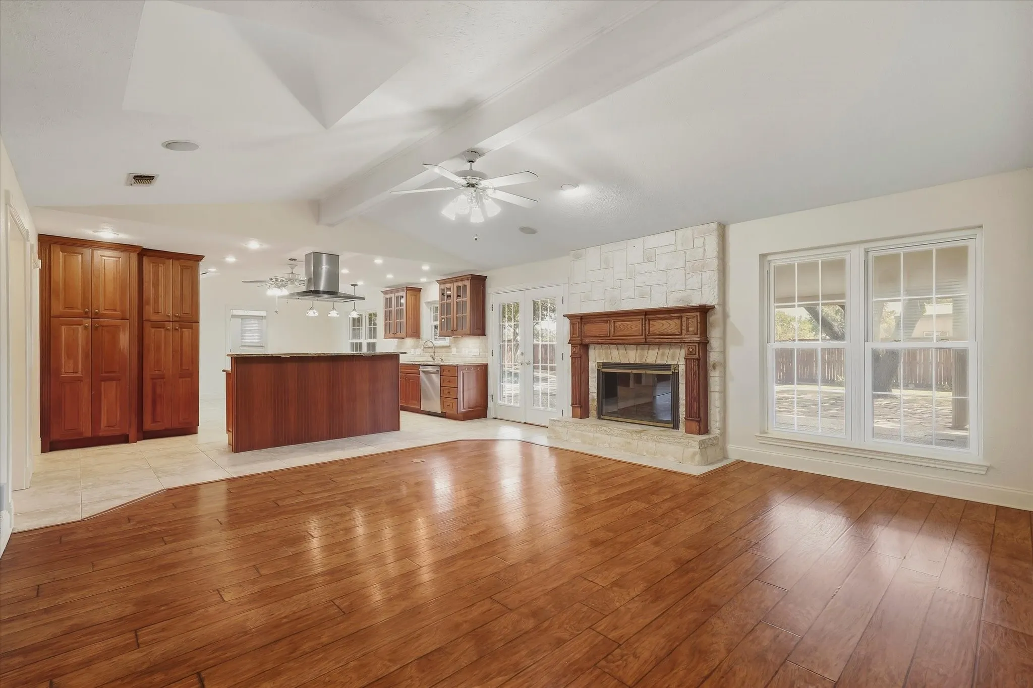 Single Family Residence For Sale in Collin County , 5306 Elisa Lane, Parker, Texas 75002, 4 Bedroom, 2 Bathroom, 2 Garage spaces, 2,022 Sqft, built in 1974, mls#21343994, Real Estate Agent in Parker, Homes For Sale in Collin county, Homes For Sale in Parker, Realtor in Parker Texas, Real Estate Brokerage Independent Realty Texas, Luminita Cordes Realtor
