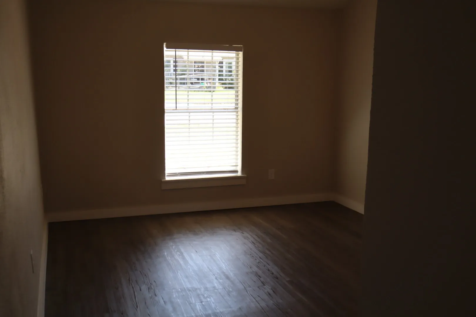 Single Family Residence For Sale in Tarrant County , 8532 George, White Settlement, Texas 76108, 4 Bedroom, 3 Bathroom, Garage spaces, 2,100 Sqft, built in 1959, mls#21343619, Real Estate Agent in White Settlement, Homes For Sale in Tarrant county, Homes For Sale in White Settlement, Realtor in White Settlement Texas, Real Estate Brokerage Independent Realty Texas, Luminita Cordes Realtor