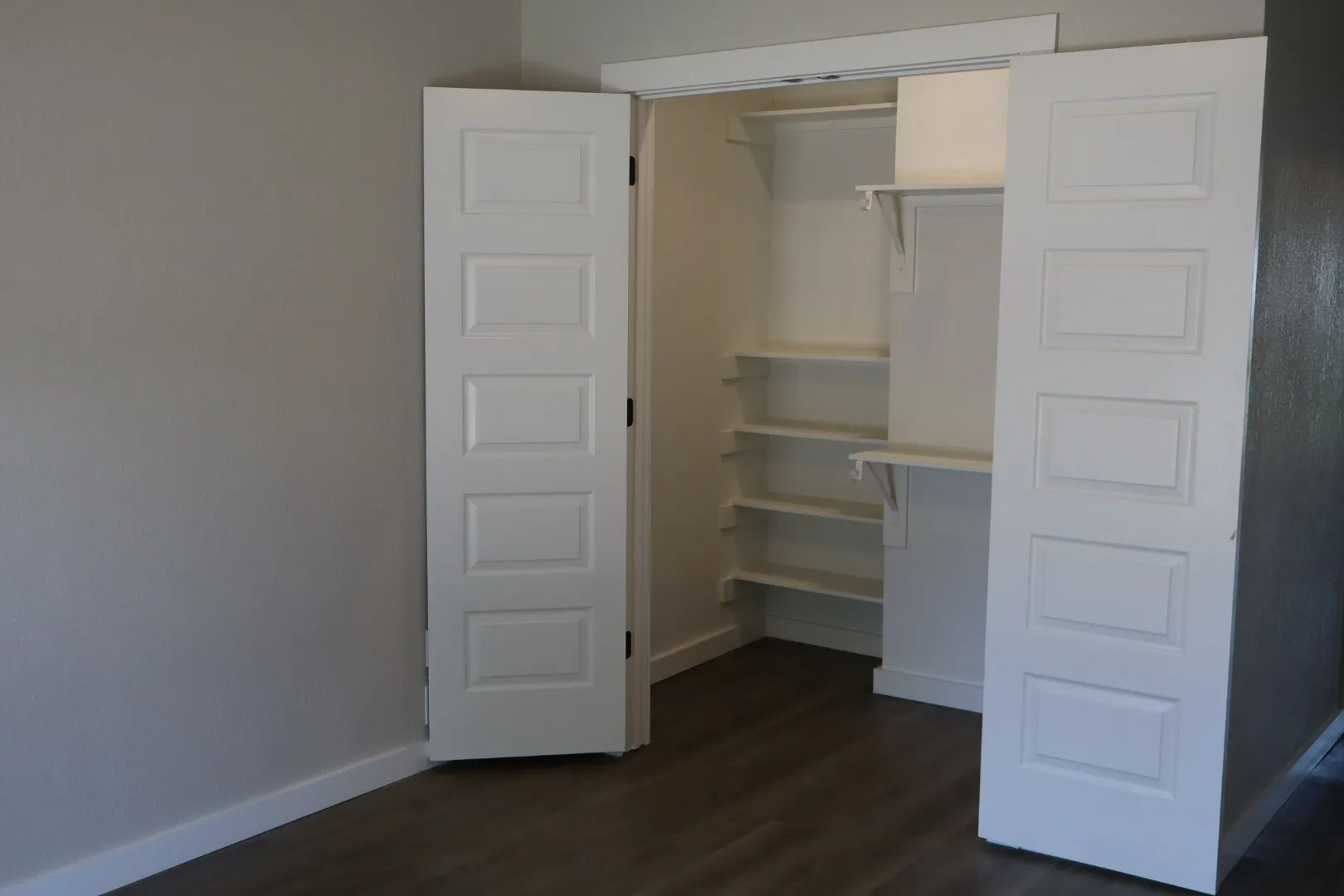 Single Family Residence For Sale in Tarrant County , 8532 George, White Settlement, Texas 76108, 4 Bedroom, 3 Bathroom, Garage spaces, 2,100 Sqft, built in 1959, mls#21343619, Real Estate Agent in White Settlement, Homes For Sale in Tarrant county, Homes For Sale in White Settlement, Realtor in White Settlement Texas, Real Estate Brokerage Independent Realty Texas, Luminita Cordes Realtor