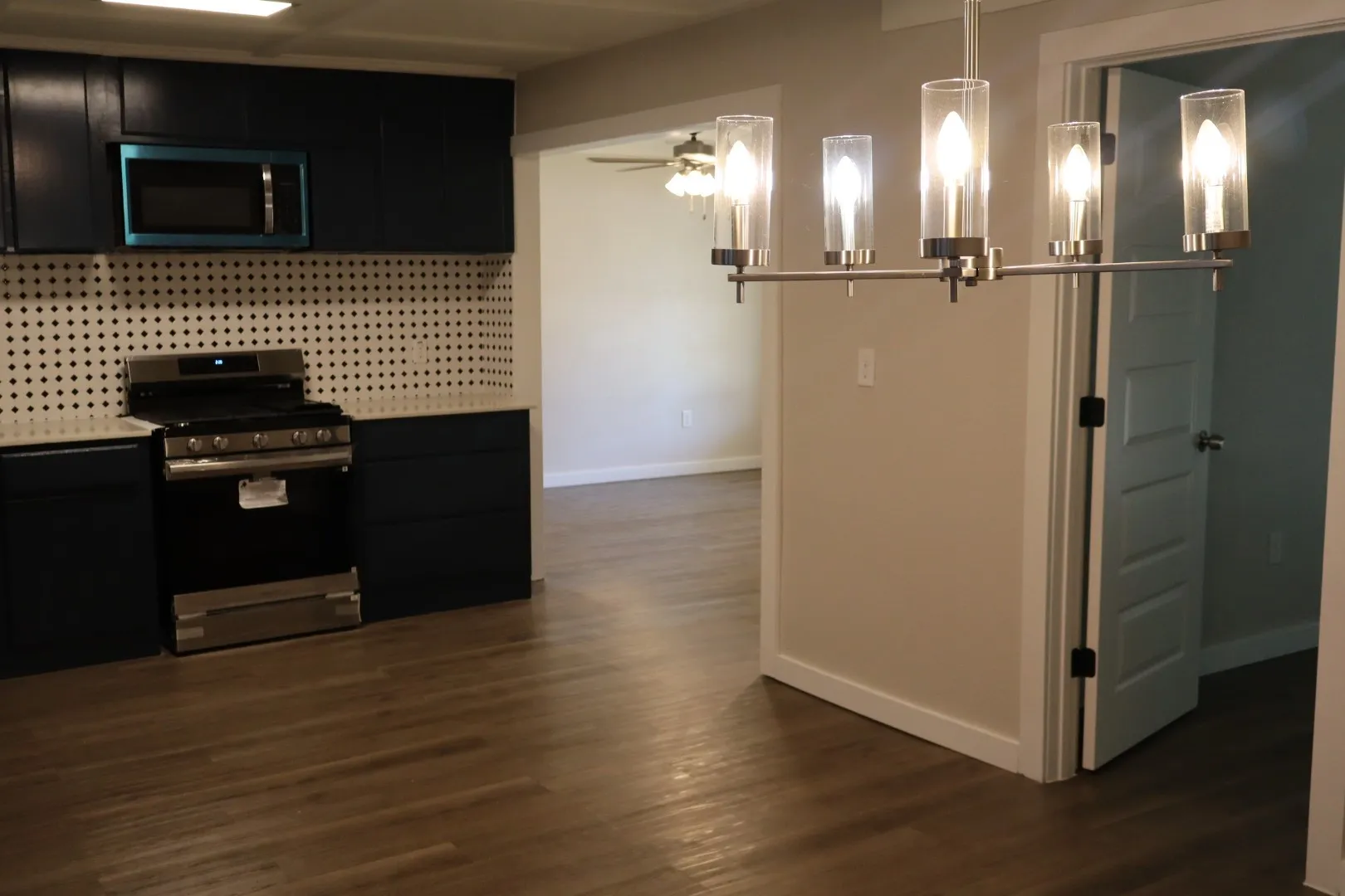 Single Family Residence For Sale in Tarrant County , 8532 George, White Settlement, Texas 76108, 4 Bedroom, 3 Bathroom, Garage spaces, 2,100 Sqft, built in 1959, mls#21343619, Real Estate Agent in White Settlement, Homes For Sale in Tarrant county, Homes For Sale in White Settlement, Realtor in White Settlement Texas, Real Estate Brokerage Independent Realty Texas, Luminita Cordes Realtor