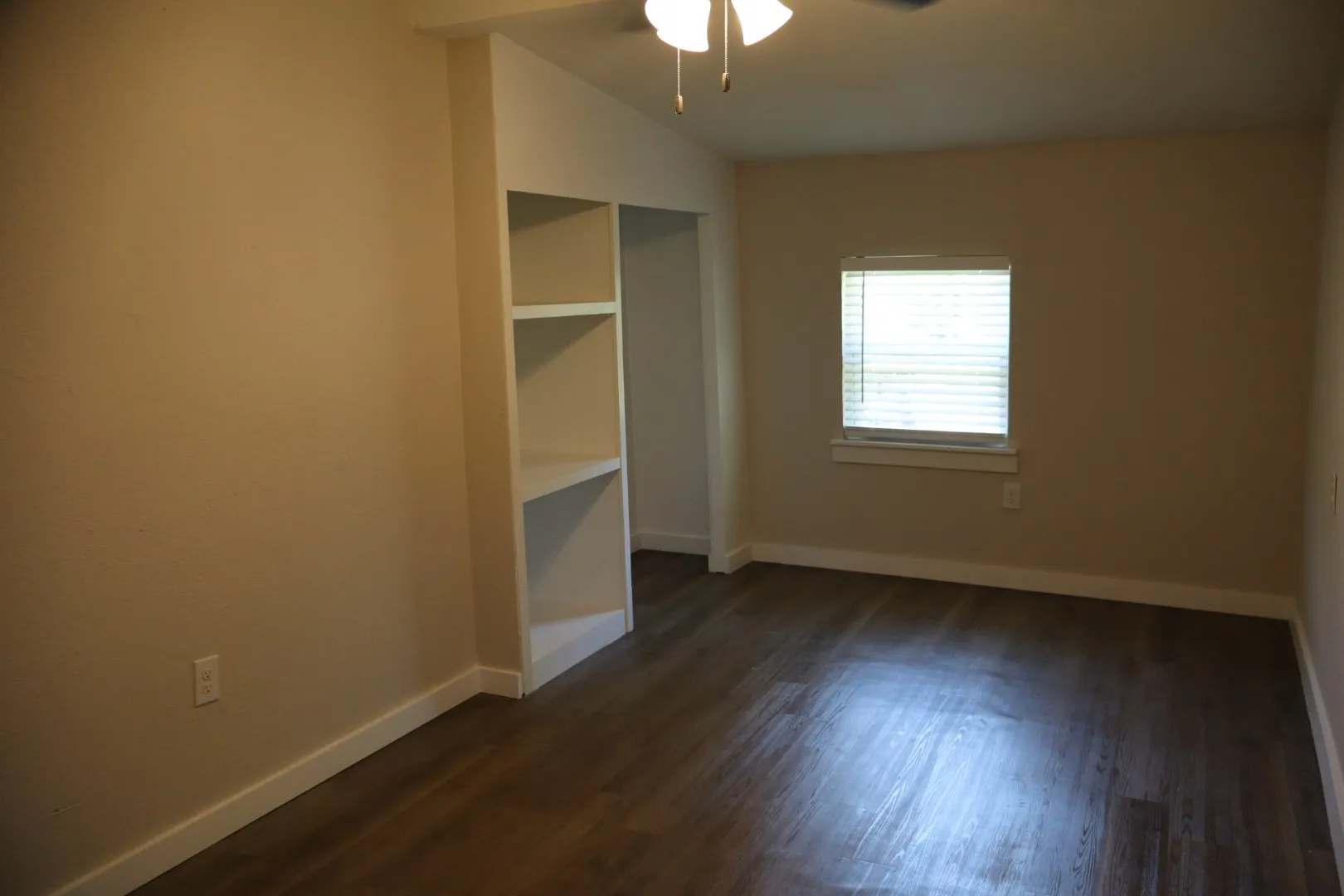 Single Family Residence For Sale in Tarrant County , 8532 George, White Settlement, Texas 76108, 4 Bedroom, 3 Bathroom, Garage spaces, 2,100 Sqft, built in 1959, mls#21343619, Real Estate Agent in White Settlement, Homes For Sale in Tarrant county, Homes For Sale in White Settlement, Realtor in White Settlement Texas, Real Estate Brokerage Independent Realty Texas, Luminita Cordes Realtor