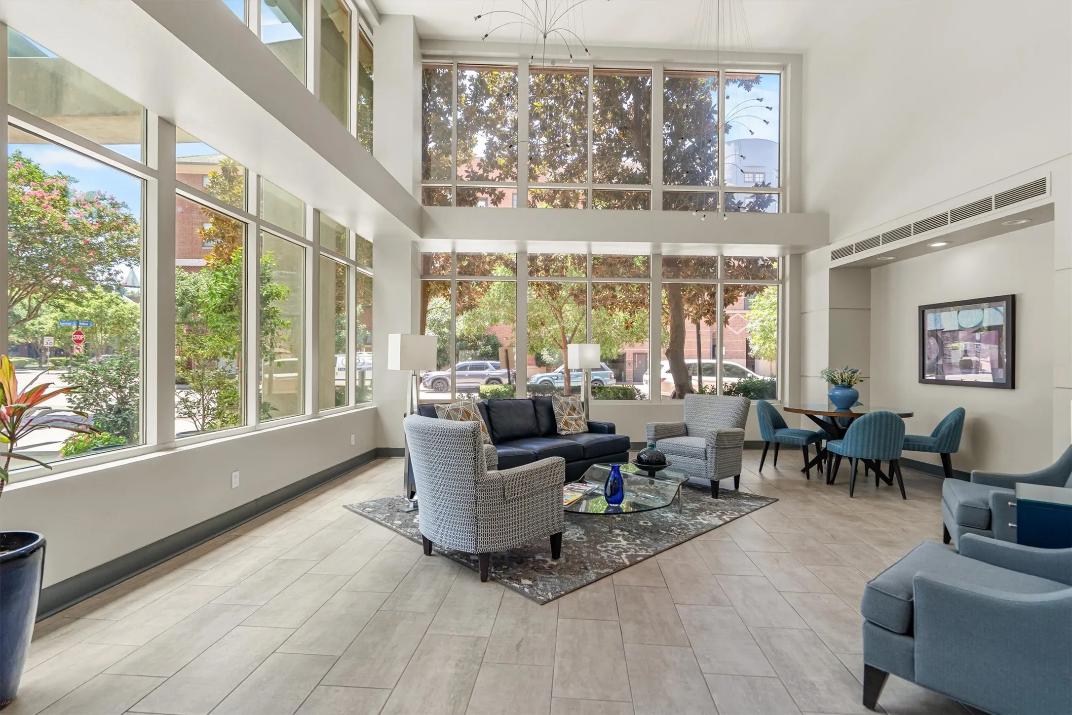 Condominium For Sale in Dallas County , 5055 Addison Circle 713, Addison, Texas 75001, 2 Bedroom, 3 Bathroom, 2 Garage spaces, 1,890 Sqft, built in 2000, mls#21343213, Real Estate Agent in Addison, Homes For Sale in Dallas county, Homes For Sale in Addison, Realtor in Addison Texas, Real Estate Brokerage Independent Realty Texas, Luminita Cordes Realtor