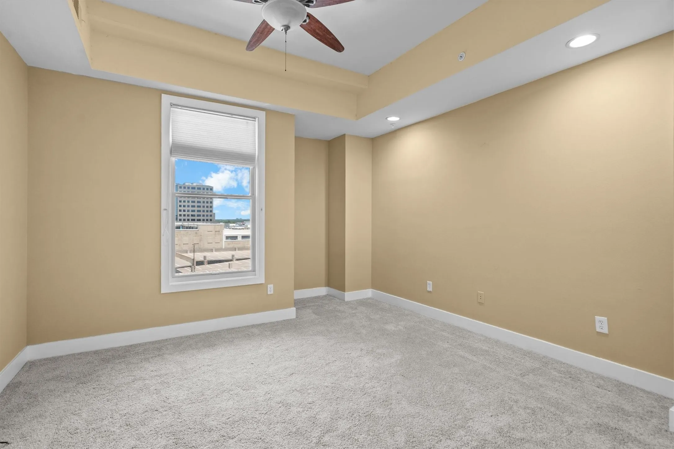 Condominium For Sale in Dallas County , 5055 Addison Circle 713, Addison, Texas 75001, 2 Bedroom, 3 Bathroom, 2 Garage spaces, 1,890 Sqft, built in 2000, mls#21343213, Real Estate Agent in Addison, Homes For Sale in Dallas county, Homes For Sale in Addison, Realtor in Addison Texas, Real Estate Brokerage Independent Realty Texas, Luminita Cordes Realtor