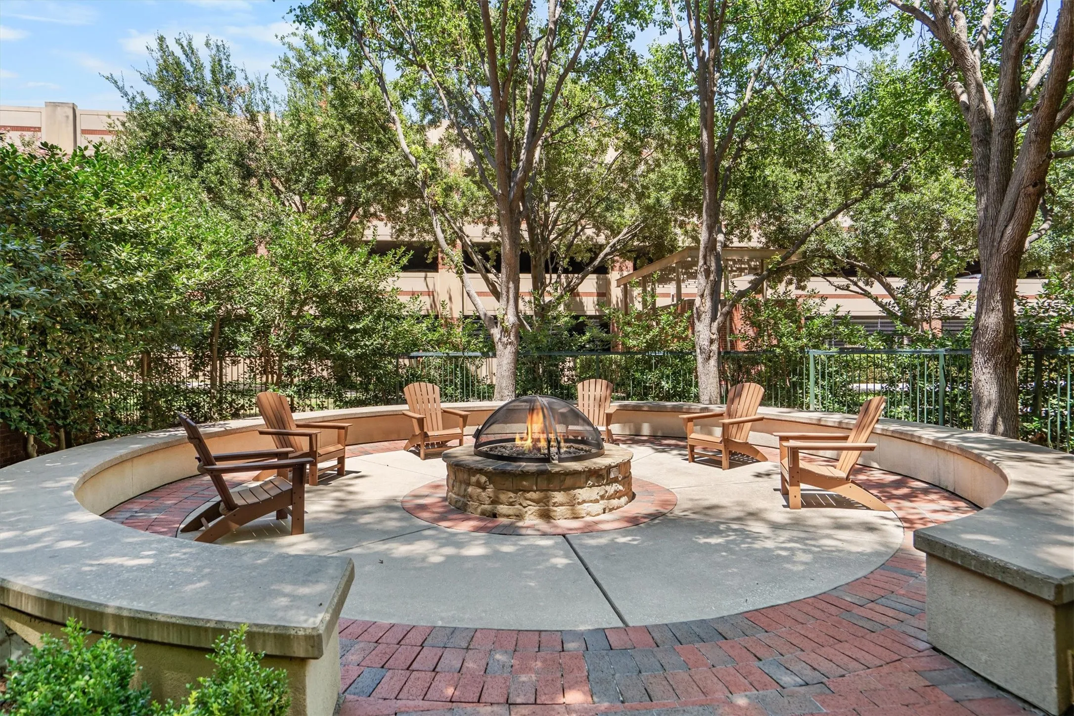 Condominium For Sale in Dallas County , 5055 Addison Circle 713, Addison, Texas 75001, 2 Bedroom, 3 Bathroom, 2 Garage spaces, 1,890 Sqft, built in 2000, mls#21343213, Real Estate Agent in Addison, Homes For Sale in Dallas county, Homes For Sale in Addison, Realtor in Addison Texas, Real Estate Brokerage Independent Realty Texas, Luminita Cordes Realtor