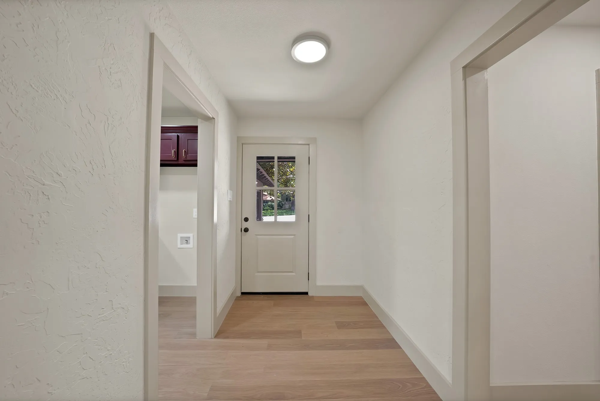 Single Family Residence For Sale in Tarrant County , 1816 Ridgmar Boulevard, Fort Worth, Texas 76116, 3 Bedroom, 2 Bathroom, 2 Garage spaces, 1,760 Sqft, built in 1959, mls#21339260, Real Estate Agent in Fort Worth, Homes For Sale in Tarrant county, Homes For Sale in Fort Worth, Realtor in Fort Worth Texas, Real Estate Brokerage Independent Realty Texas, Luminita Cordes Realtor