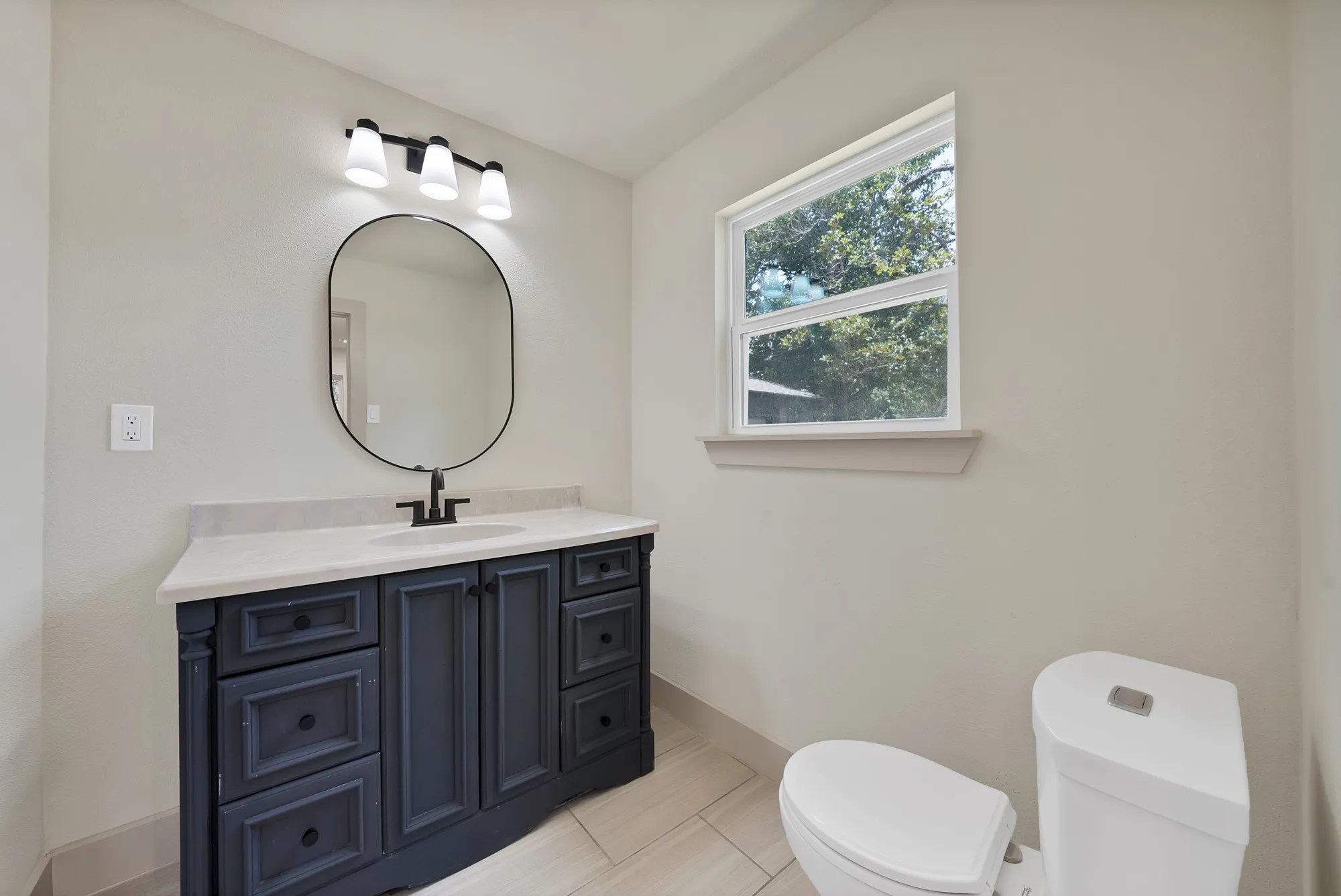Single Family Residence For Sale in Tarrant County , 1816 Ridgmar Boulevard, Fort Worth, Texas 76116, 3 Bedroom, 2 Bathroom, 2 Garage spaces, 1,760 Sqft, built in 1959, mls#21339260, Real Estate Agent in Fort Worth, Homes For Sale in Tarrant county, Homes For Sale in Fort Worth, Realtor in Fort Worth Texas, Real Estate Brokerage Independent Realty Texas, Luminita Cordes Realtor
