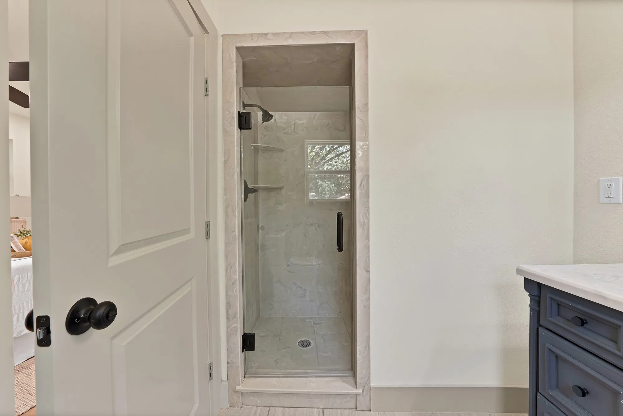 Single Family Residence For Sale in Tarrant County , 1816 Ridgmar Boulevard, Fort Worth, Texas 76116, 3 Bedroom, 2 Bathroom, 2 Garage spaces, 1,760 Sqft, built in 1959, mls#21339260, Real Estate Agent in Fort Worth, Homes For Sale in Tarrant county, Homes For Sale in Fort Worth, Realtor in Fort Worth Texas, Real Estate Brokerage Independent Realty Texas, Luminita Cordes Realtor