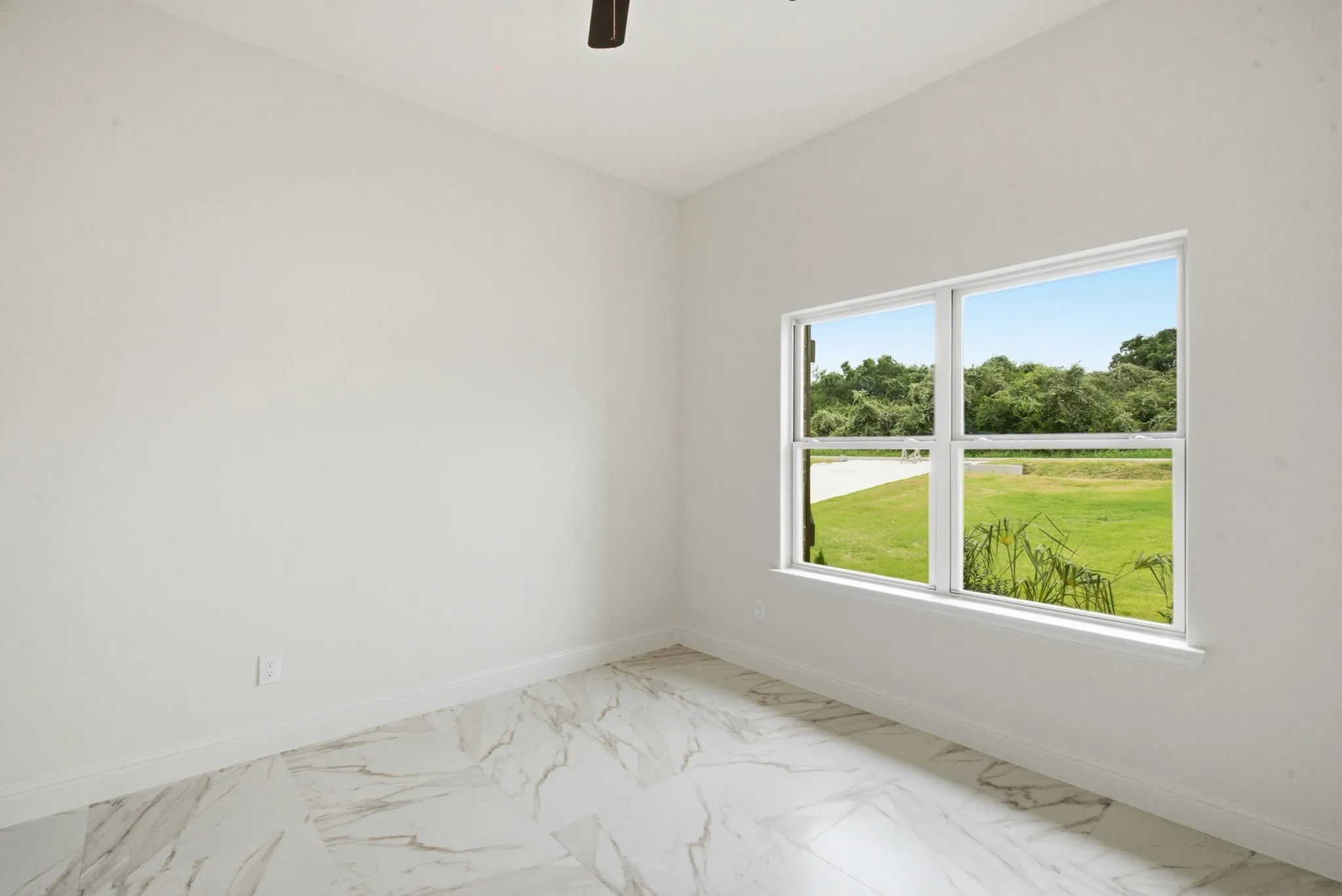 Single Family Residence For Sale in Parker County , 676 Jennings Lane, Azle, Texas 76020, 4 Bedroom, 4 Bathroom, 3 Garage spaces, 3,141 Sqft, built in 2026, mls#21343783, Real Estate Agent in Azle, Homes For Sale in Parker county, Homes For Sale in Azle, Realtor in Azle Texas, Real Estate Brokerage Independent Realty Texas, Luminita Cordes Realtor