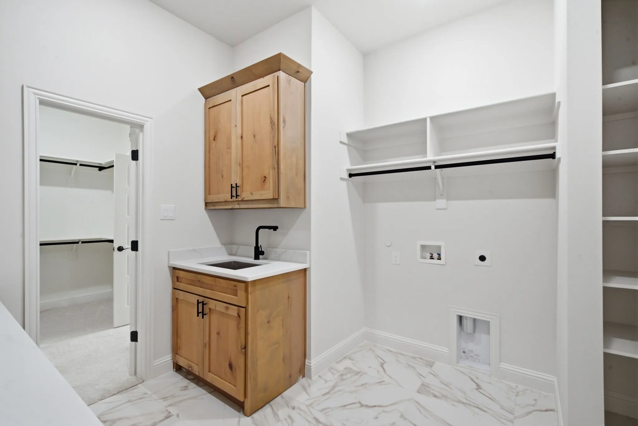 This utility room has it all!