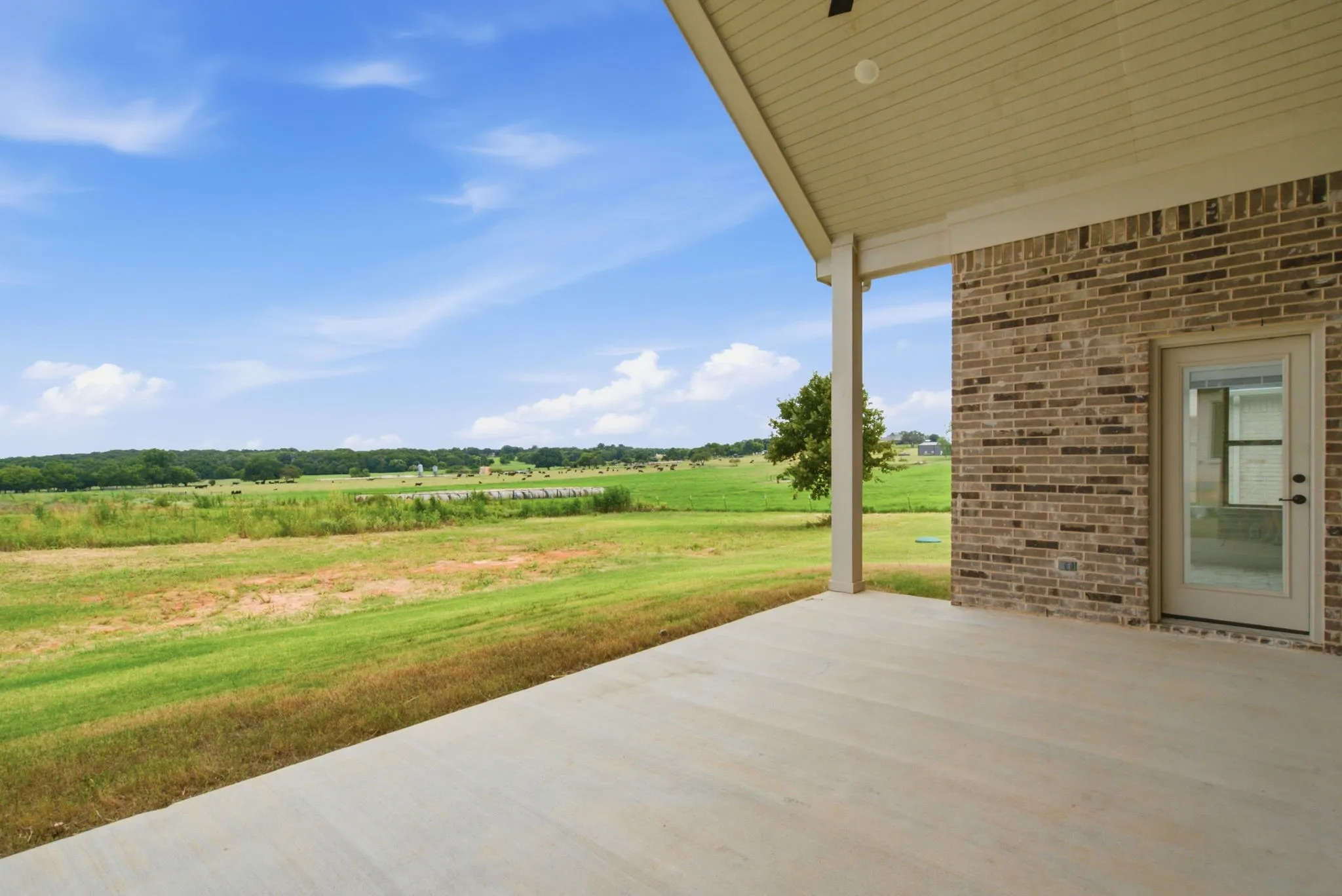 Wonderful large covered patio with a picturesque view!