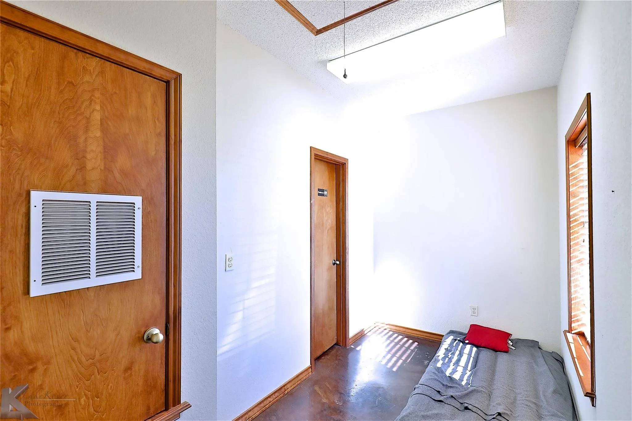 Warehouse For Sale in Scurry County , 3097 Brick Plant Road, Snyder, Texas 79549, 0, 0, Garage spaces, 0 Sqft, built in 1960, mls#21344135, Real Estate Agent in Snyder, Homes For Sale in Scurry county, Homes For Sale in Snyder, Realtor in Snyder Texas, Real Estate Brokerage Independent Realty Texas, Luminita Cordes Realtor