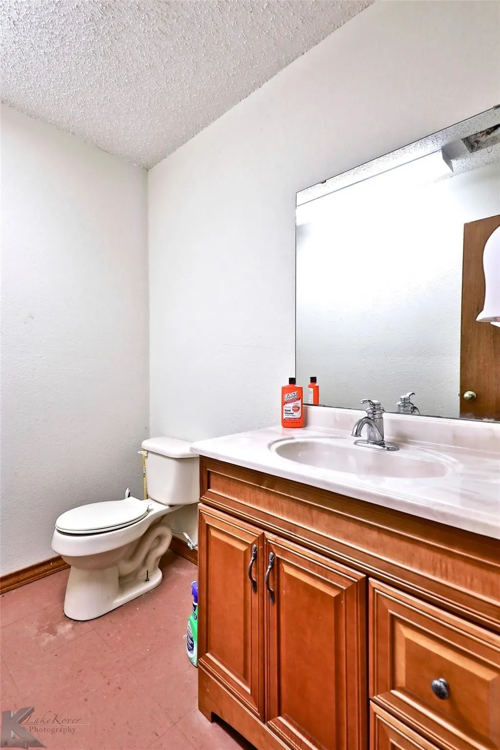 Warehouse For Sale in Scurry County , 3097 Brick Plant Road, Snyder, Texas 79549, 0, 0, Garage spaces, 0 Sqft, built in 1960, mls#21344135, Real Estate Agent in Snyder, Homes For Sale in Scurry county, Homes For Sale in Snyder, Realtor in Snyder Texas, Real Estate Brokerage Independent Realty Texas, Luminita Cordes Realtor