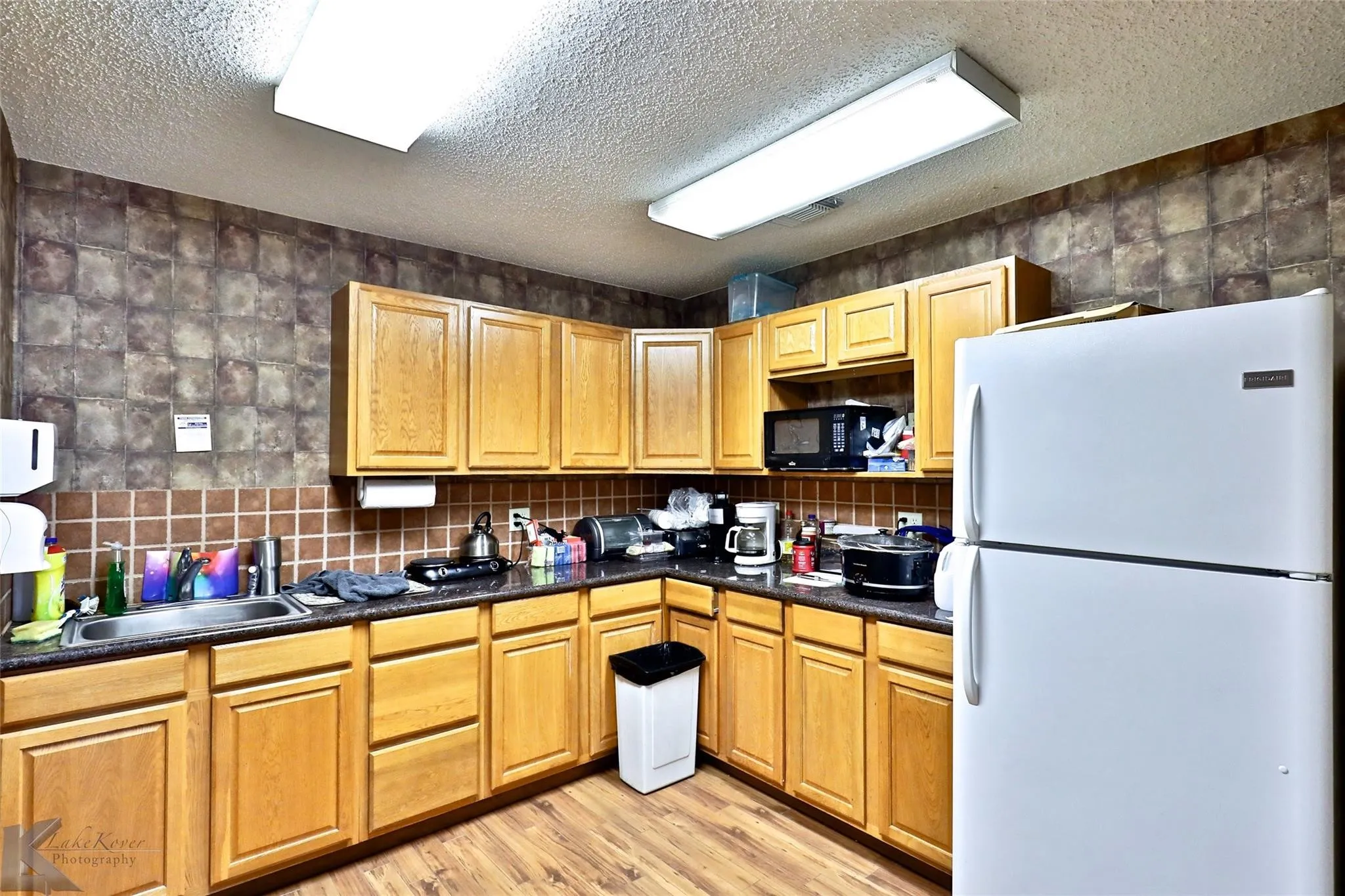 Warehouse For Sale in Scurry County , 3097 Brick Plant Road, Snyder, Texas 79549, 0, 0, Garage spaces, 0 Sqft, built in 1960, mls#21344135, Real Estate Agent in Snyder, Homes For Sale in Scurry county, Homes For Sale in Snyder, Realtor in Snyder Texas, Real Estate Brokerage Independent Realty Texas, Luminita Cordes Realtor