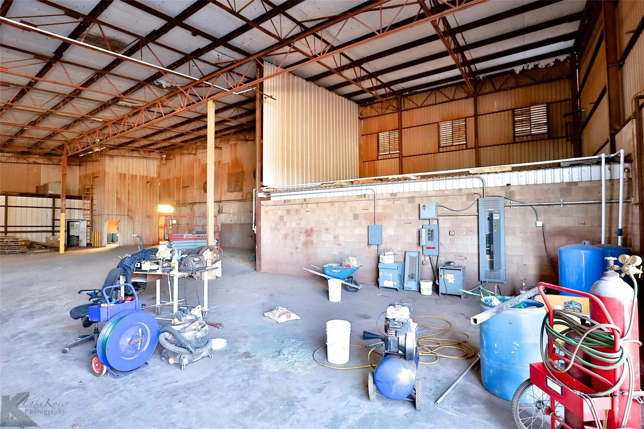Warehouse For Sale in Scurry County , 3097 Brick Plant Road, Snyder, Texas 79549, 0, 0, Garage spaces, 0 Sqft, built in 1960, mls#21344135, Real Estate Agent in Snyder, Homes For Sale in Scurry county, Homes For Sale in Snyder, Realtor in Snyder Texas, Real Estate Brokerage Independent Realty Texas, Luminita Cordes Realtor
