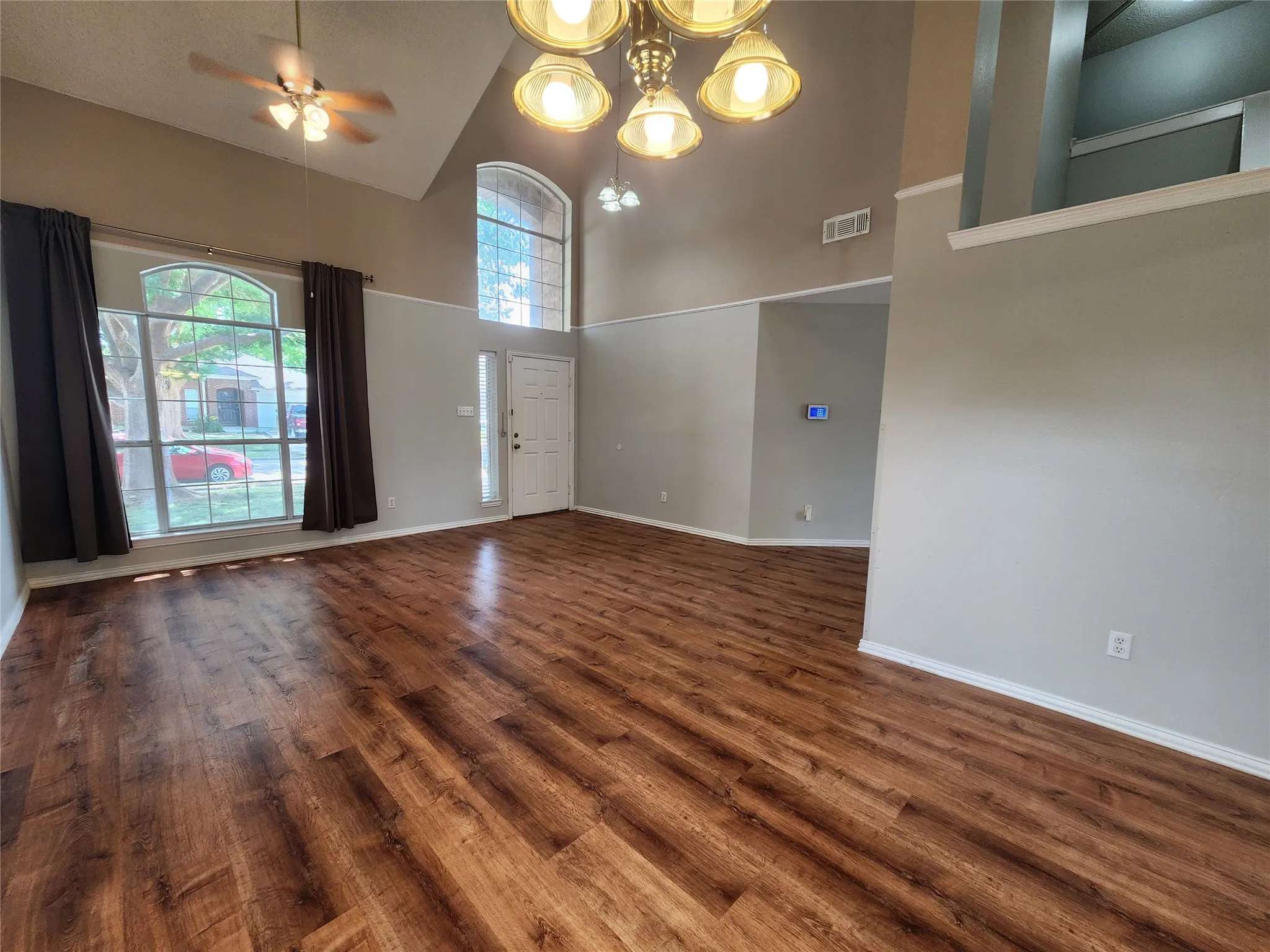 Single Family Residence For Rent in Denton County , 1225 Lake Haven Drive, Little Elm, Texas 75068, 4 Bedrooms, 3 Bathrooms, 2 Garage spaces, 2,131 Sqft, built in 1999, Price $2,200, mls#21343144, Real Estate Agent in Little Elm, Homes For Rent in Denton county, Homes For Rent in Little Elm, Realtor in Little Elm Texas, Real Estate Brokerage Independent Realty Texas, Luminita Cordes Realtor