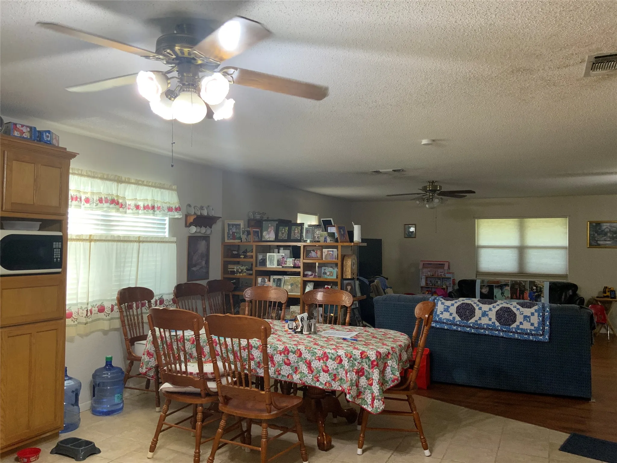 Single Family Residence For Sale in Comanche County , 600 County Road 107, Sidney, Texas 76474, 3 Bedrooms, 2 Bathrooms, Garage spaces, 2,145 Sqft, built in 1994, Price $486,025, mls#21343502, Real Estate Agent in Sidney, Homes For Sale in Comanche county, Homes For Sale in Sidney, Realtor in Sidney Texas, Real Estate Brokerage Independent Realty Texas, Luminita Cordes Realtor