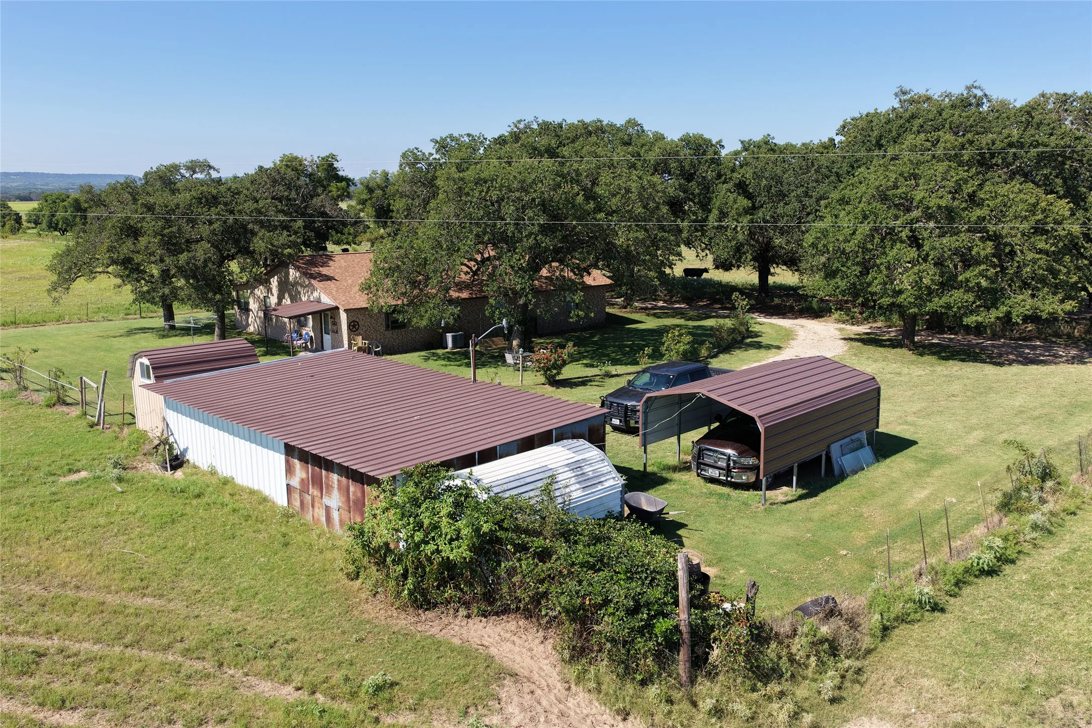 Single Family Residence For Sale in Comanche County , 600 County Road 107, Sidney, Texas 76474, 3 Bedrooms, 2 Bathrooms, Garage spaces, 2,145 Sqft, built in 1994, Price $486,025, mls#21343502, Real Estate Agent in Sidney, Homes For Sale in Comanche county, Homes For Sale in Sidney, Realtor in Sidney Texas, Real Estate Brokerage Independent Realty Texas, Luminita Cordes Realtor