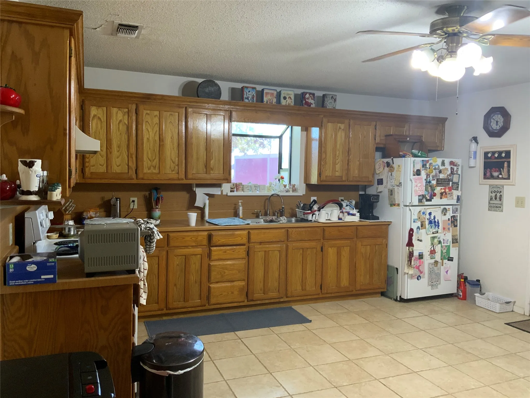 Single Family Residence For Sale in Comanche County , 600 County Road 107, Sidney, Texas 76474, 3 Bedrooms, 2 Bathrooms, Garage spaces, 2,145 Sqft, built in 1994, Price $486,025, mls#21343502, Real Estate Agent in Sidney, Homes For Sale in Comanche county, Homes For Sale in Sidney, Realtor in Sidney Texas, Real Estate Brokerage Independent Realty Texas, Luminita Cordes Realtor